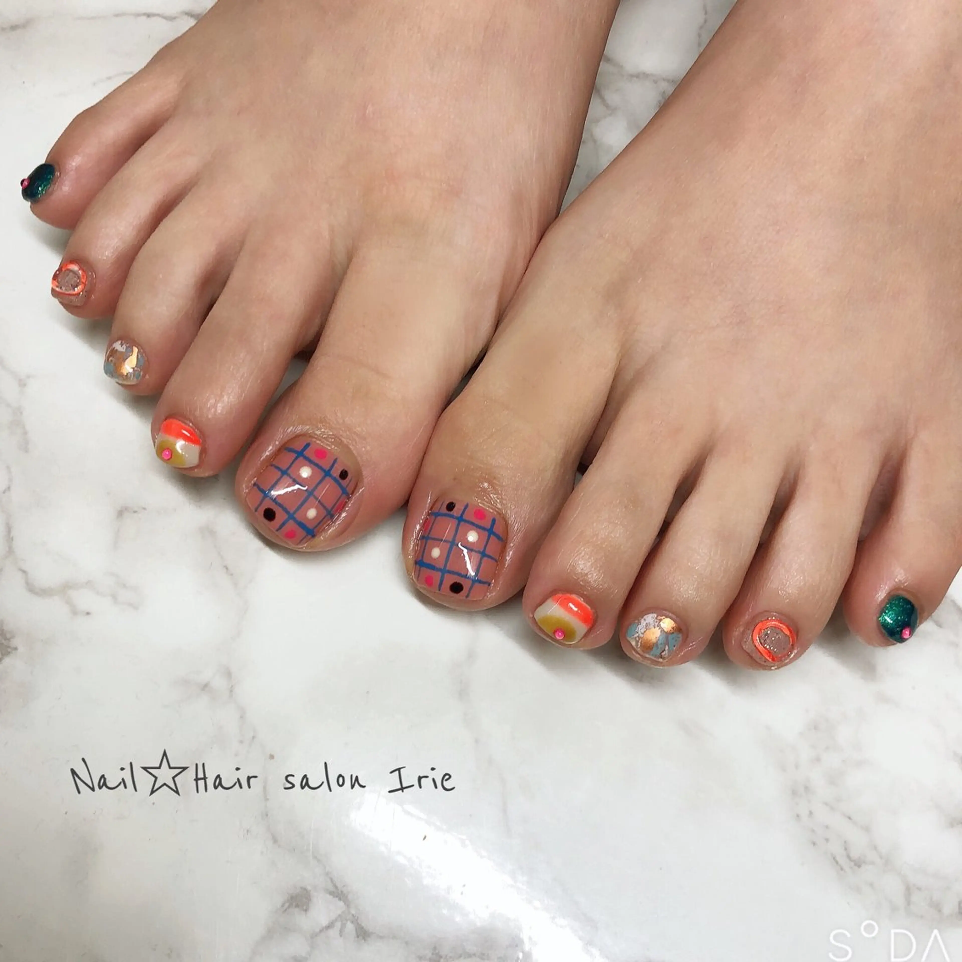 ネイル フットネイル Hair salon Irie所属・與儀 知佳のネイルデザイン
