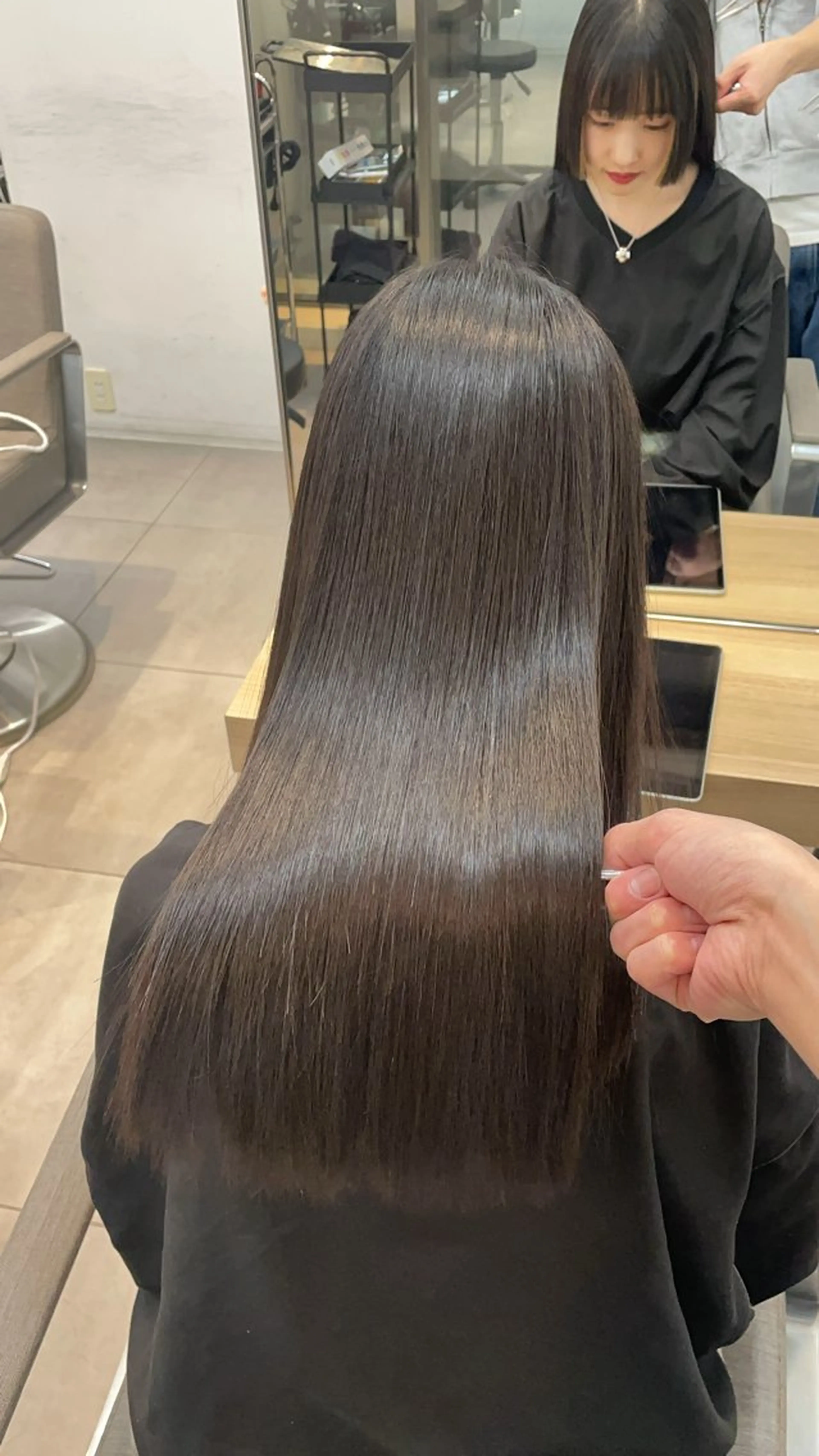 ロング カット 縮毛矯正 トリートメント ヘッドスパ ✨髪質改善✨美髪 矯正🫧小泉のヘアスタイル