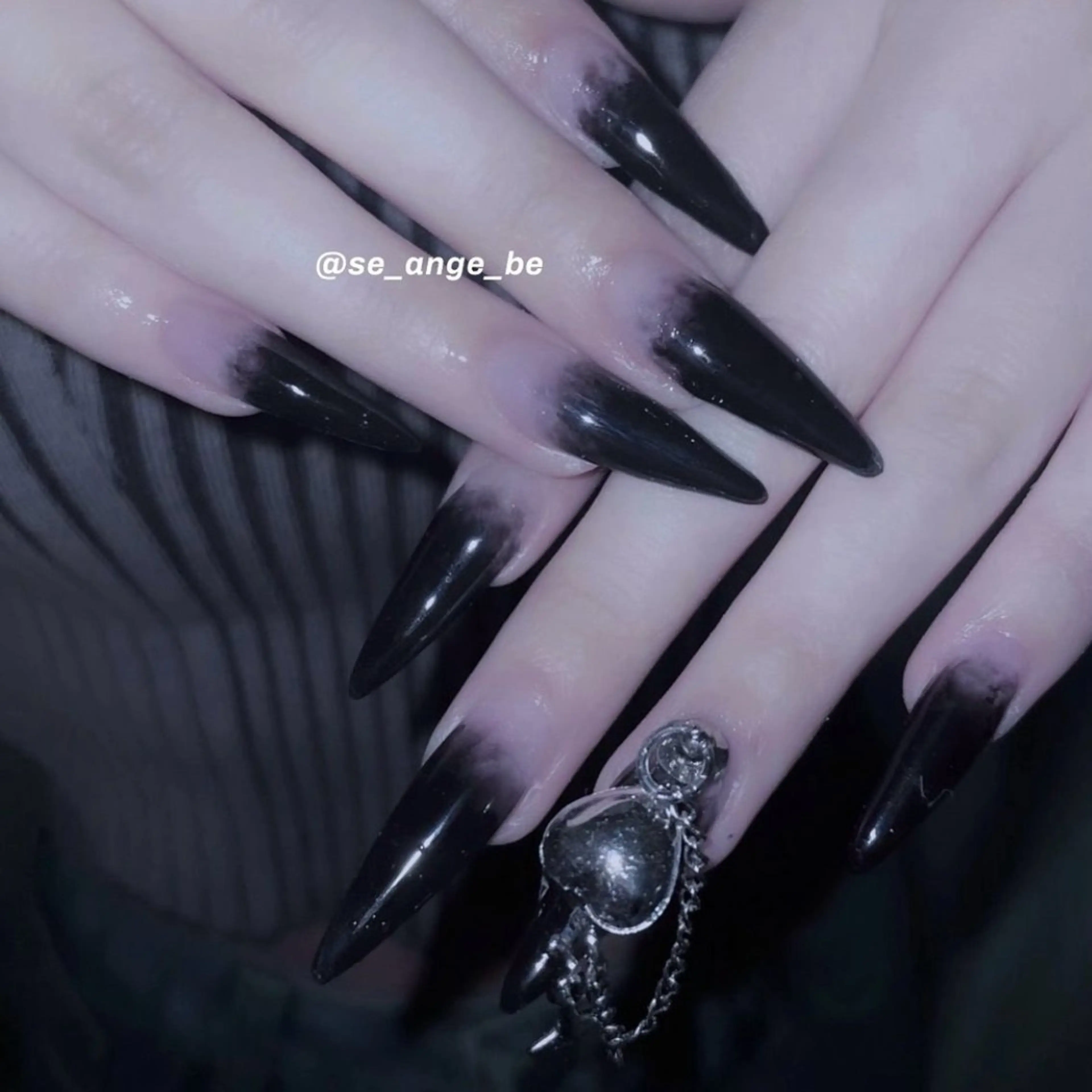 ネイル NOLIMIT.OSAKA所属・NOLIMIT Jr Nailistのネイルデザイン