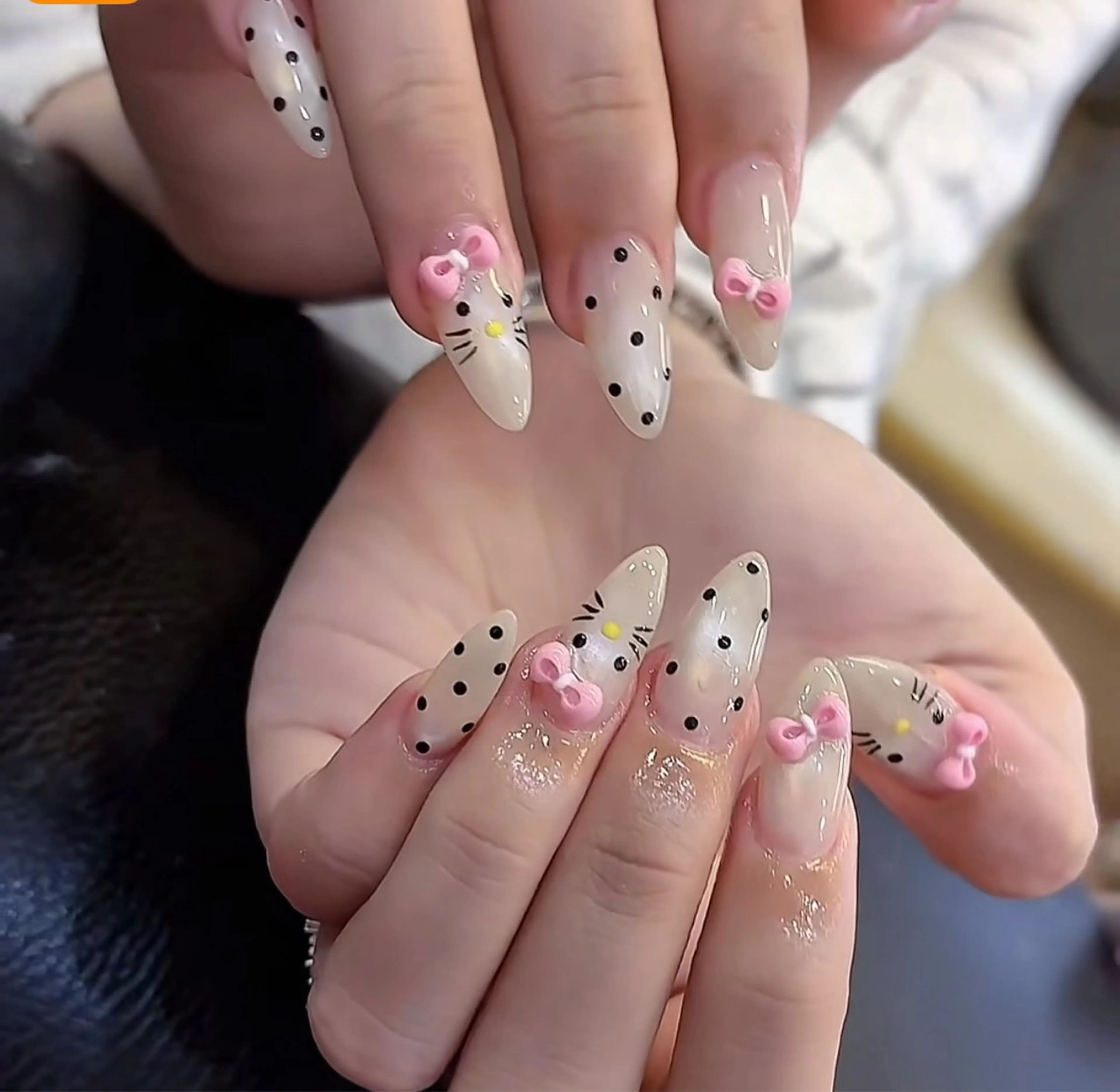 ネイル フレンチネイル ジェルネイル ガラスフレンチ ハロウィン ハート ハンドネイル H.baby Nail Salonのネイルデザイン