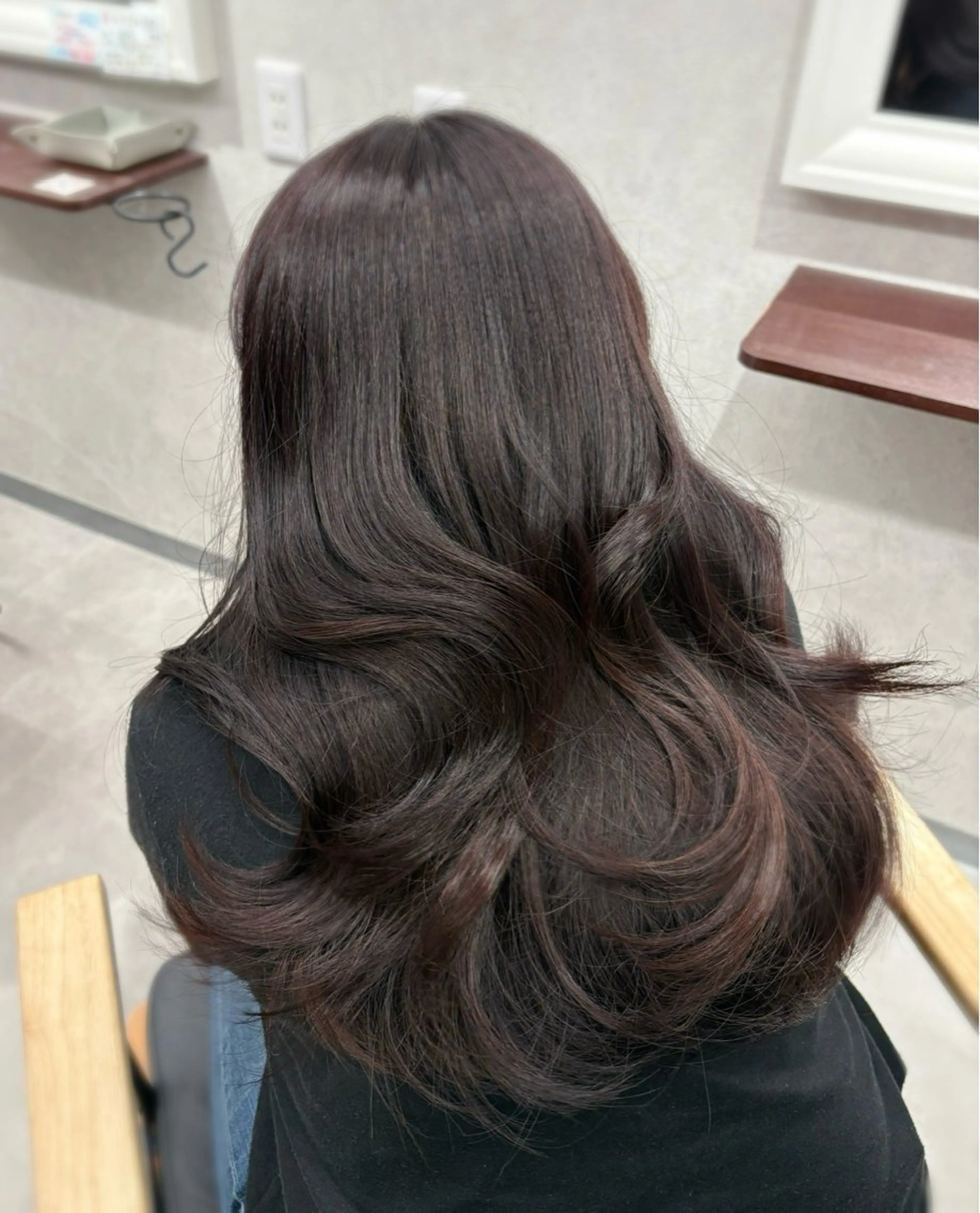 セミロング カラー VIEW YOKOHAMA所属・透明感カラー ／kana‎🤍のヘアスタイル