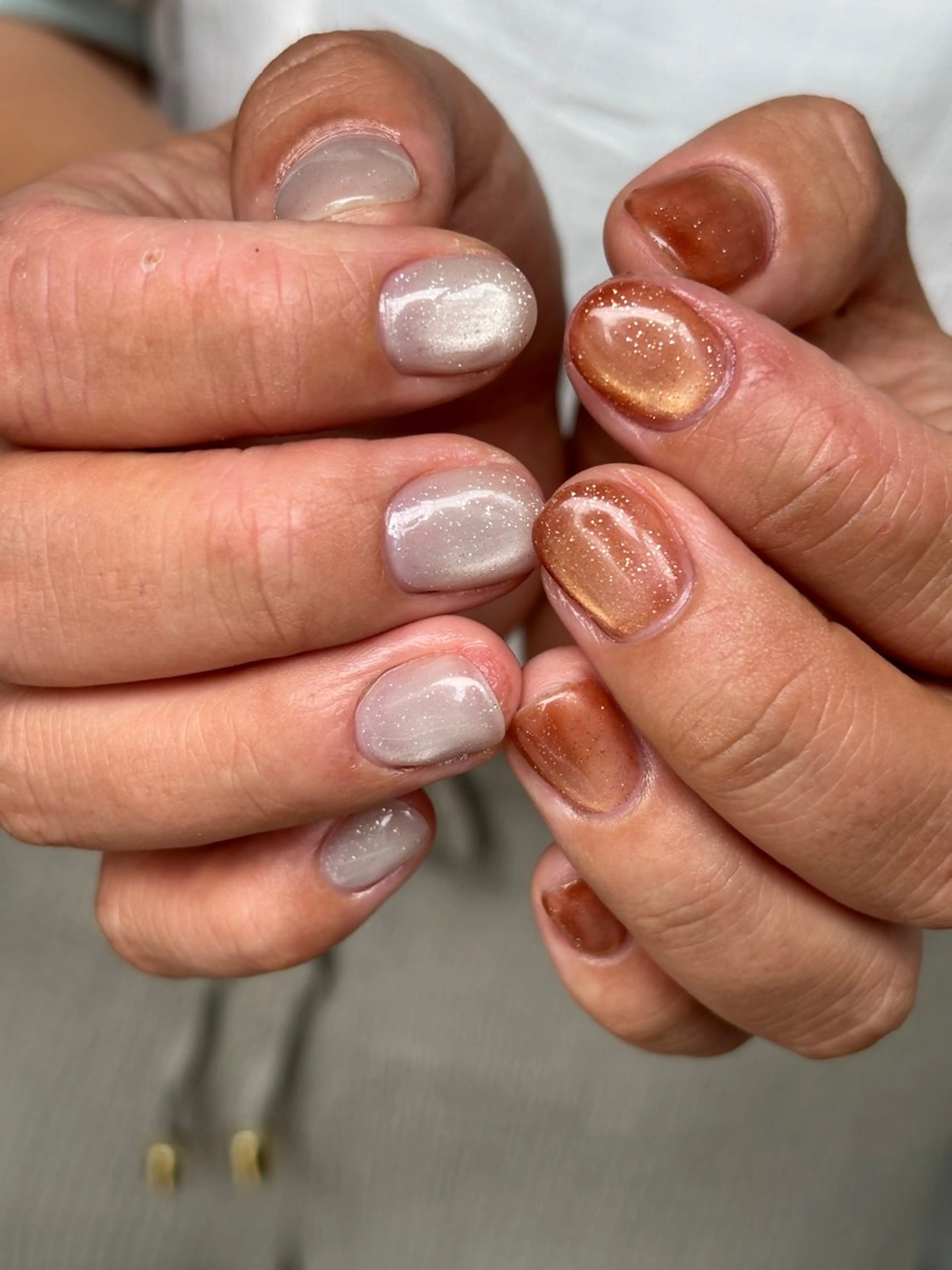 ネイル クリアネイル ラメ(グリッター) マグネットネイル ニュアンスネイル ショートネイル ハンドネイル nailist SAYAのネイルデザイン