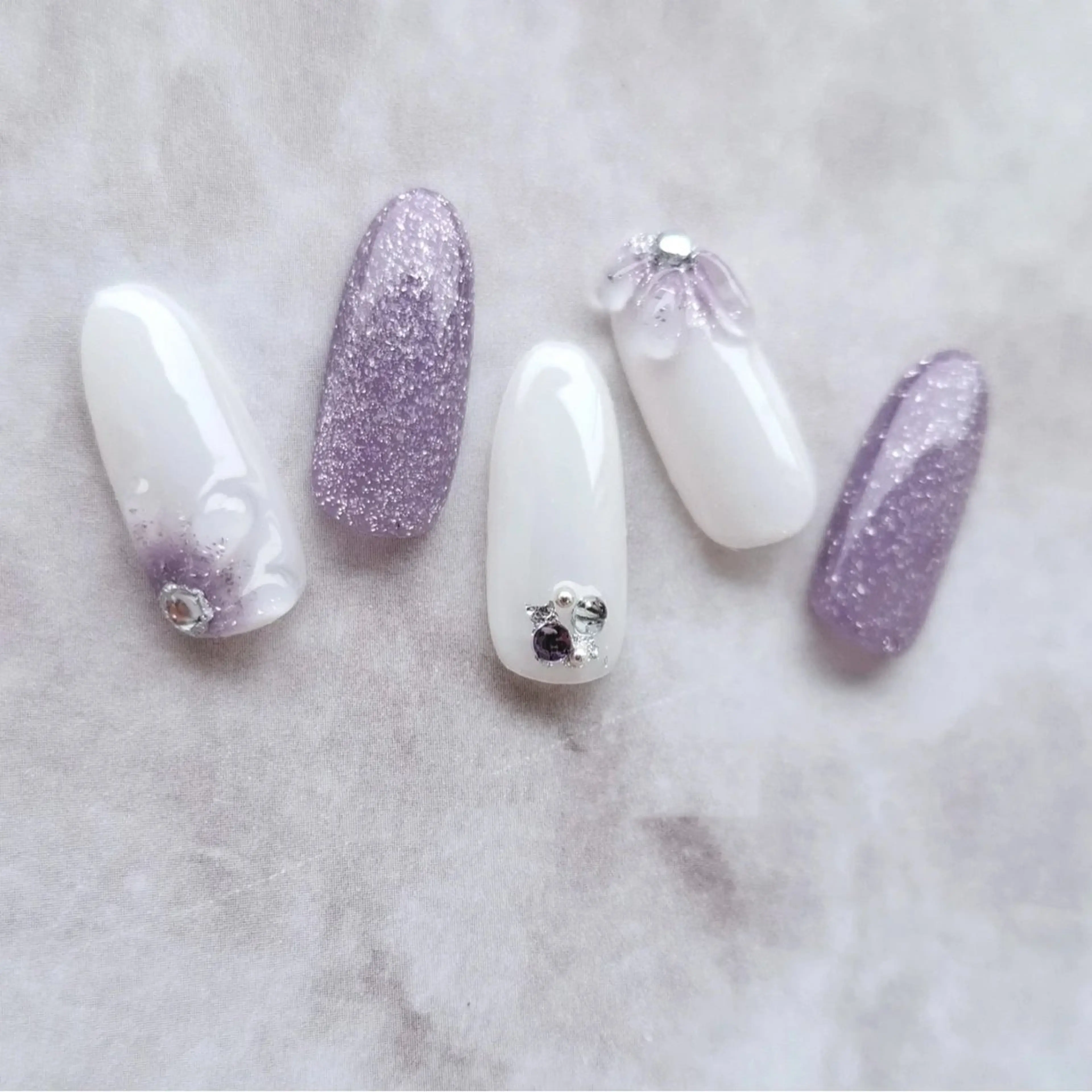 ネイル フラワーネイル ぷっくりネイル キューティプティ池袋東口店所属・🍒✨萌 萌✨🍒のネイルデザイン