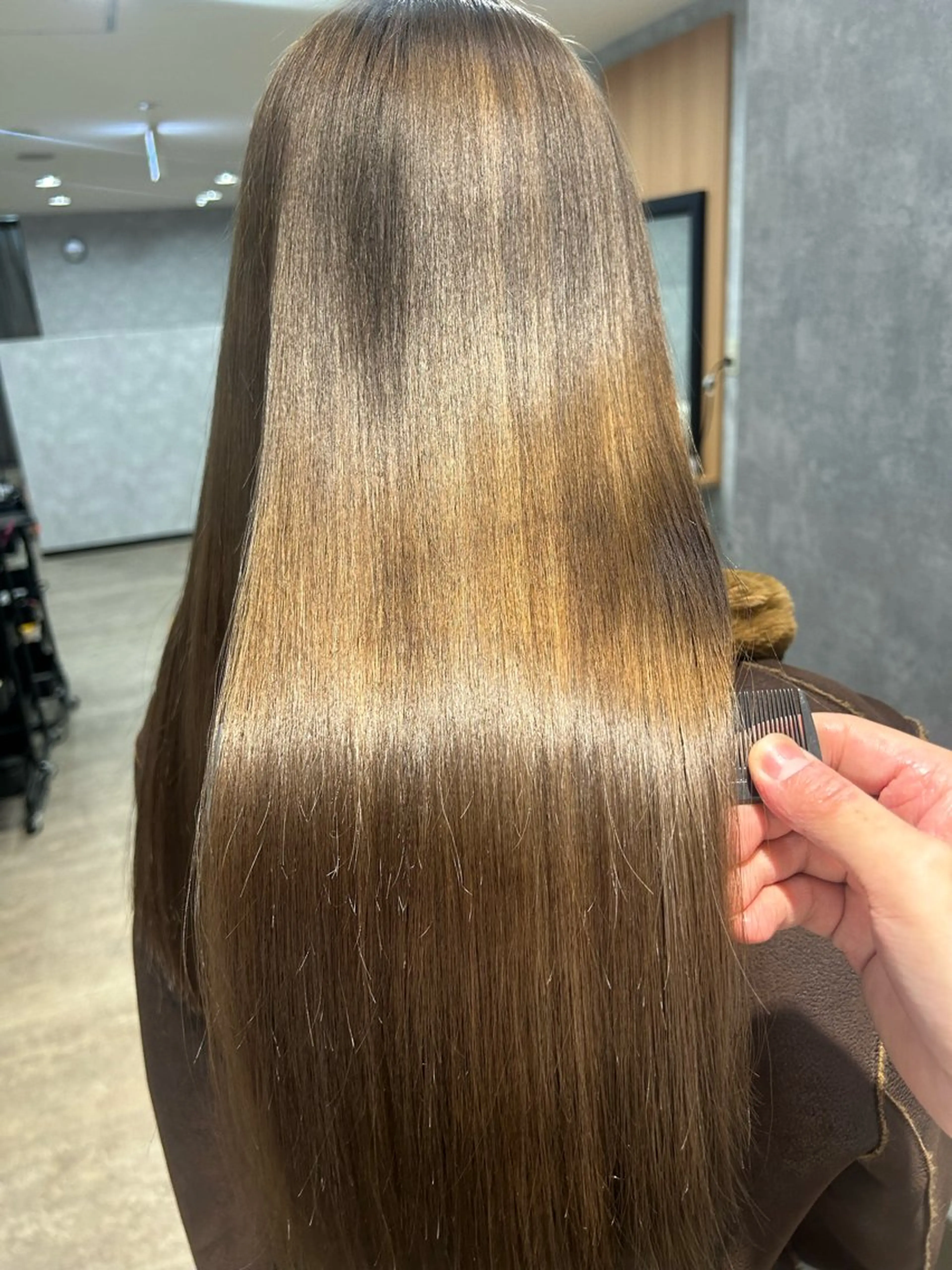 ロング 最新ケアカラー 髪質改善YUTOのヘアスタイル