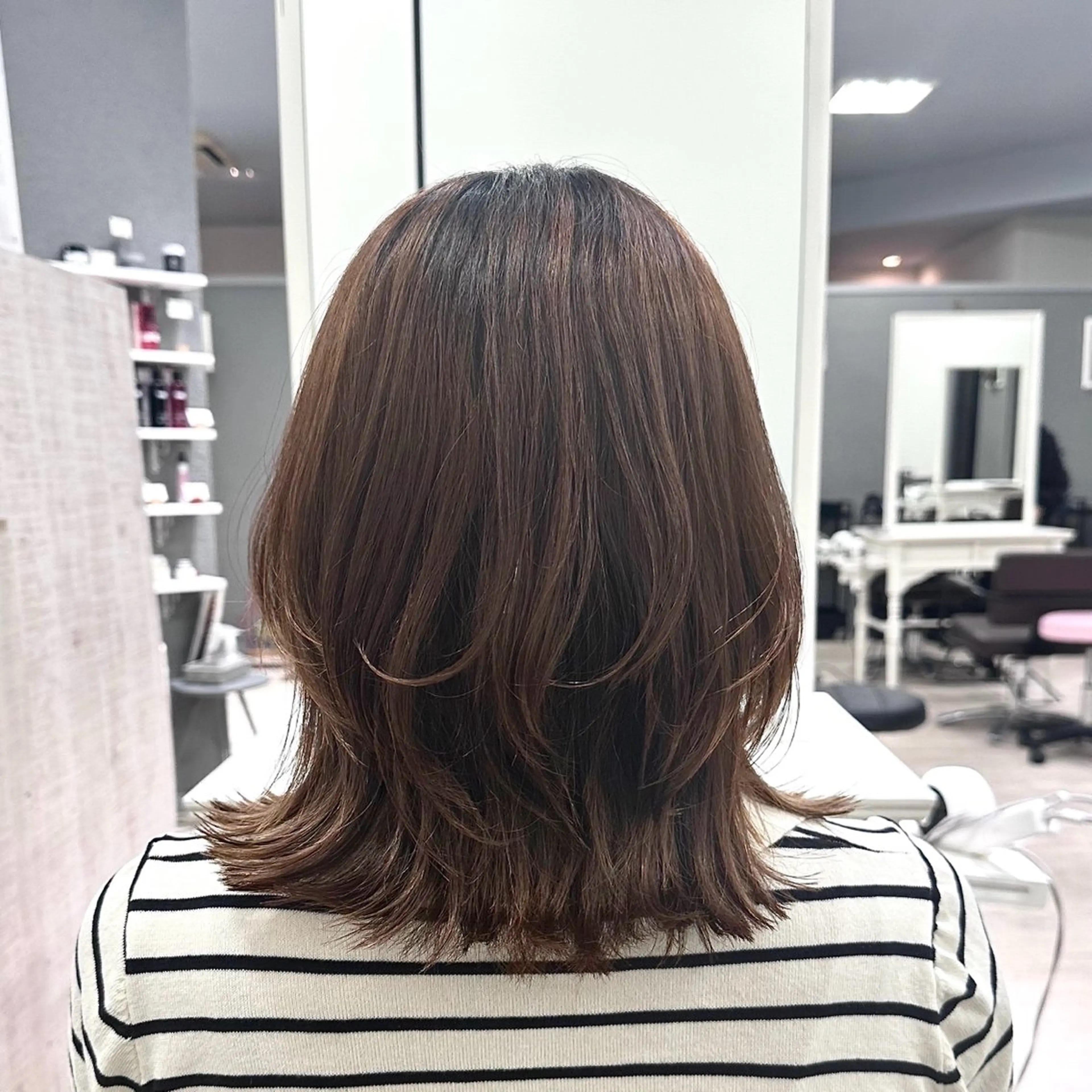 ミディアム 韓国風ヘア レイヤーカット LOVERIA KURUME所属・村上 佳織のヘアスタイル