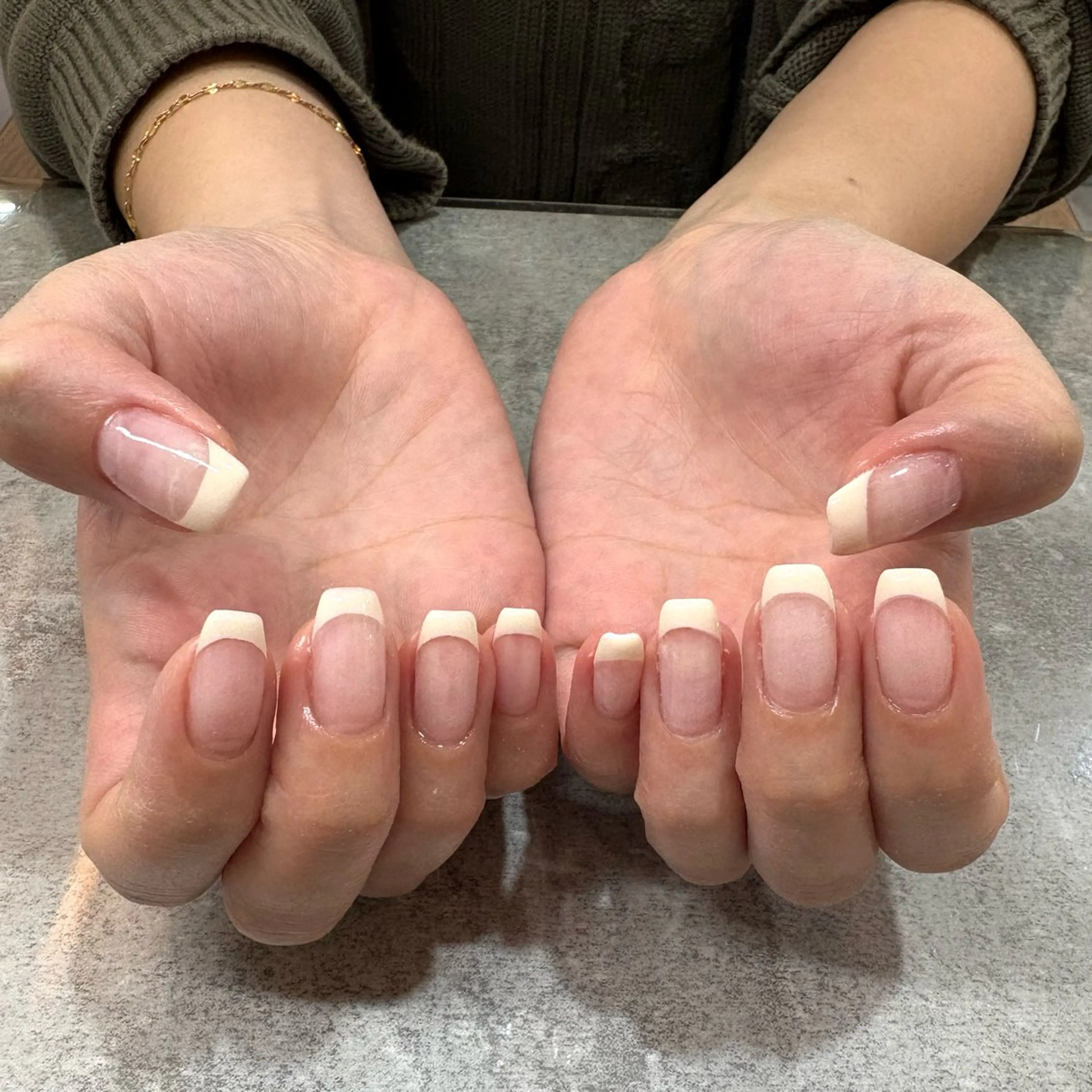 ネイル フレンチネイル tiffin Rihoのネイルデザイン