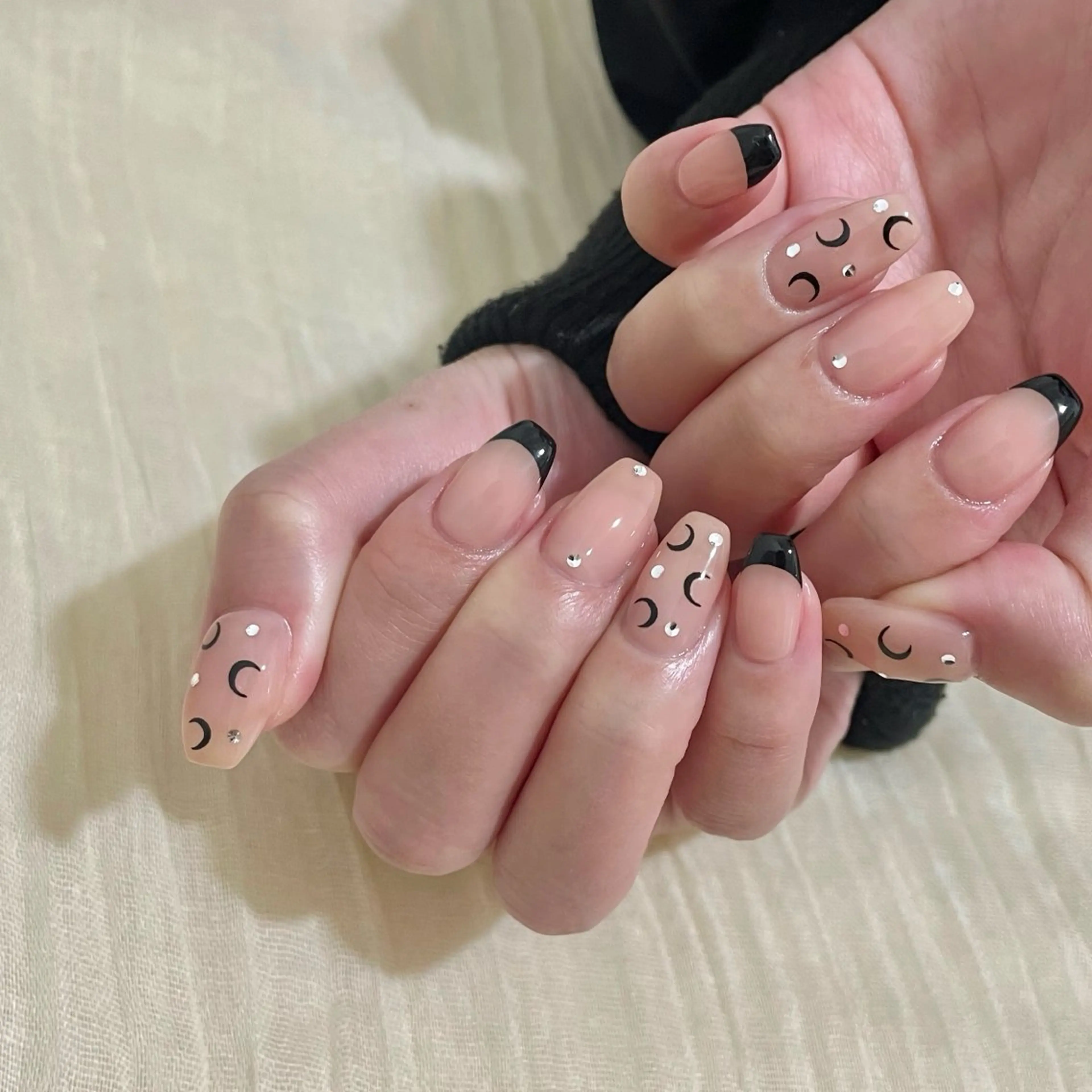 ネイル ハンドネイル ハンドケア m-nail所属・m-nail 🌙minamiのネイルデザイン