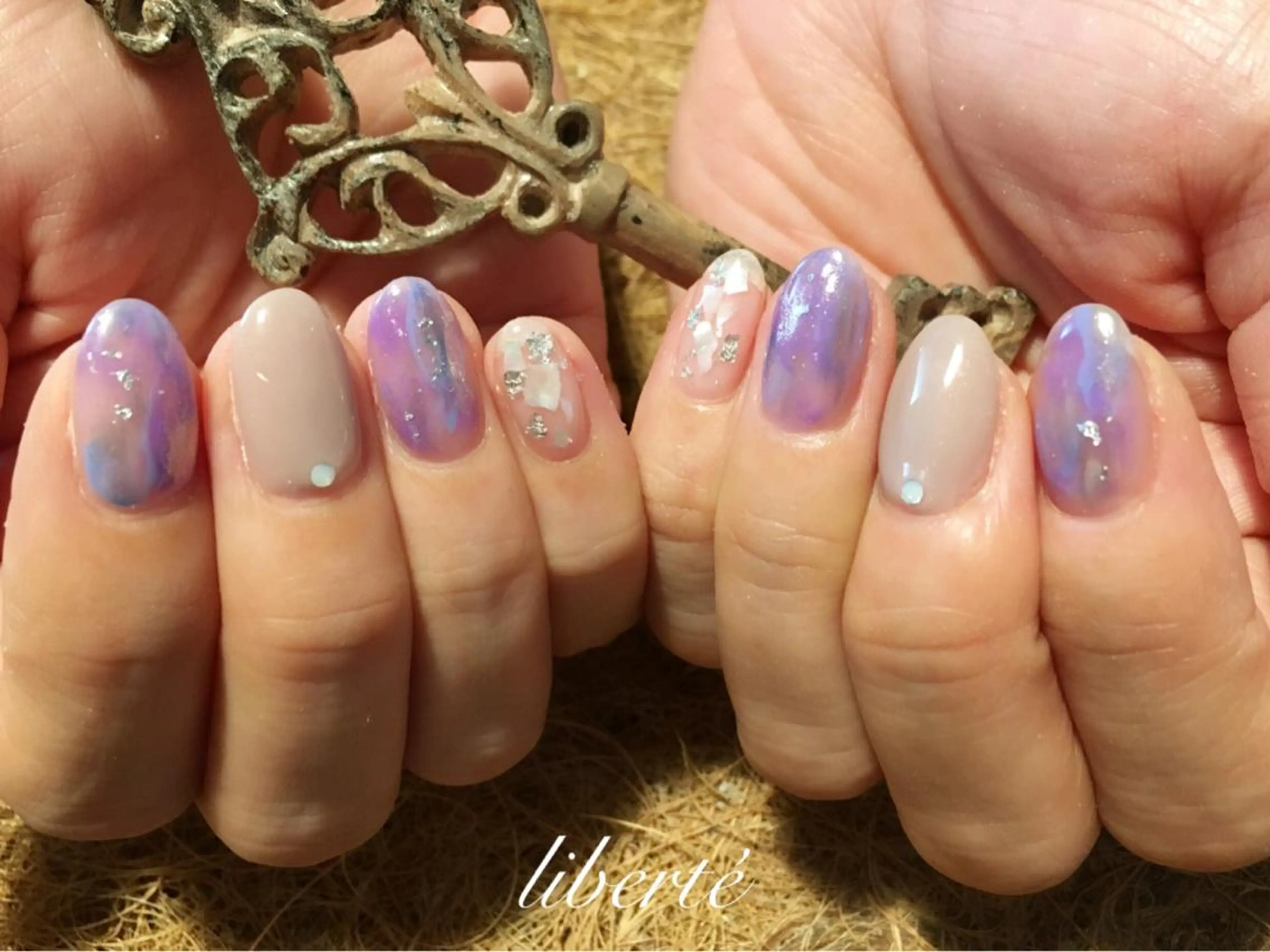 ネイル liberté (リベルテ)のネイルデザイン