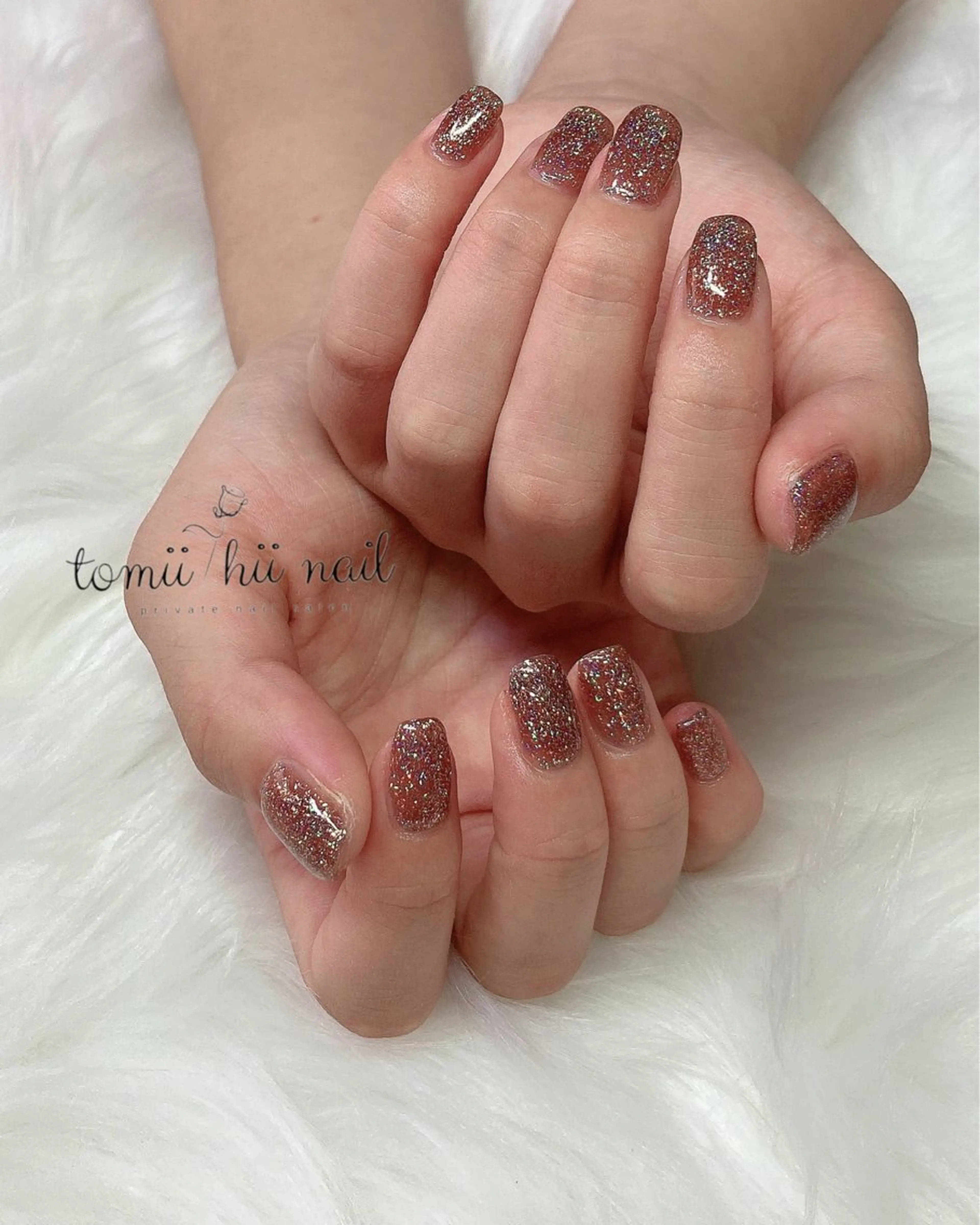 ネイル ブラウン フラッシュネイル ピンク ハンドネイル tomii-hii -nailのネイルデザイン