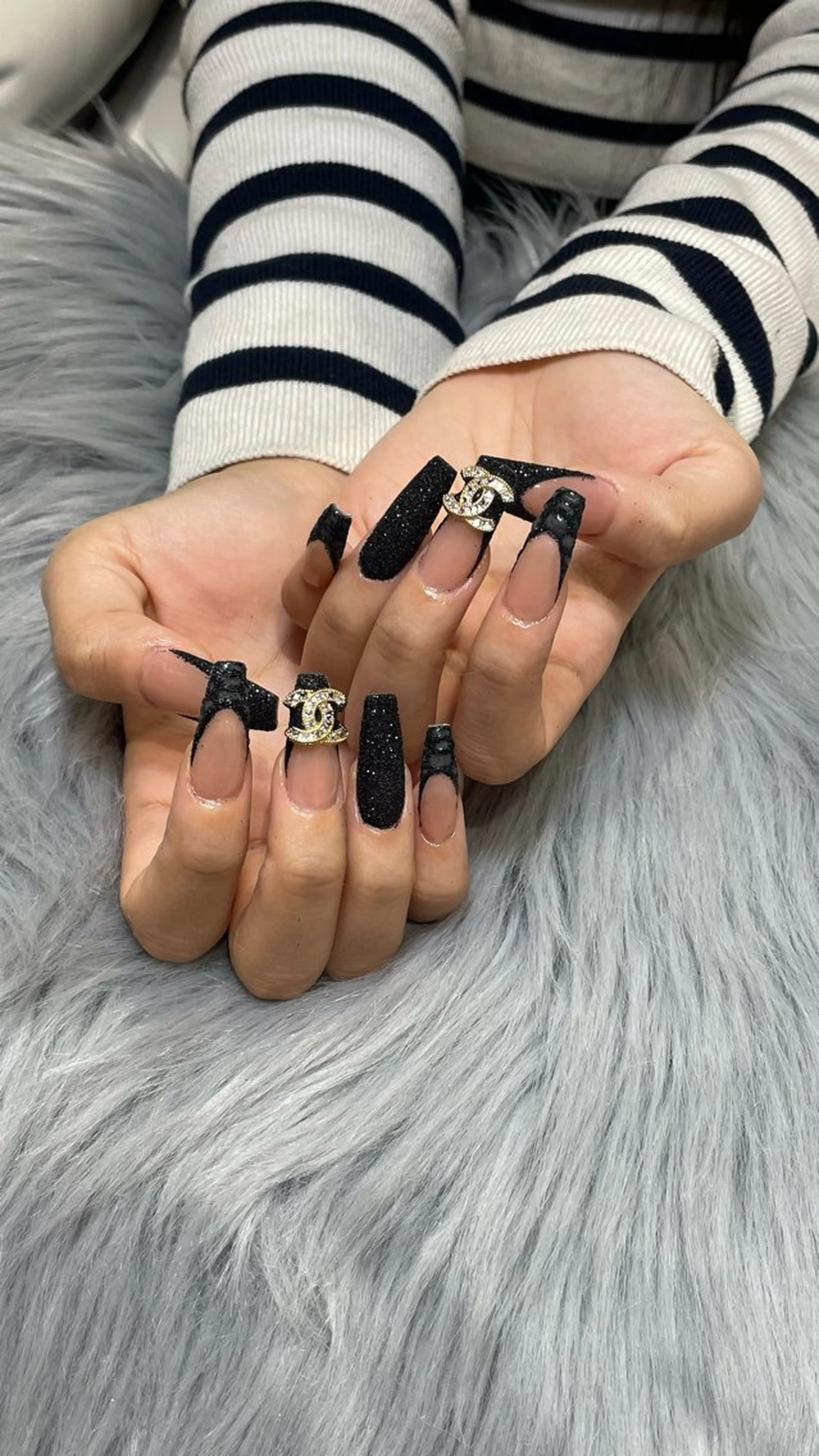 ネイル 長さ出し ラメ(グリッター) RICO NAIL所属・RICO Nail パーツつけ放題🌈のネイルデザイン