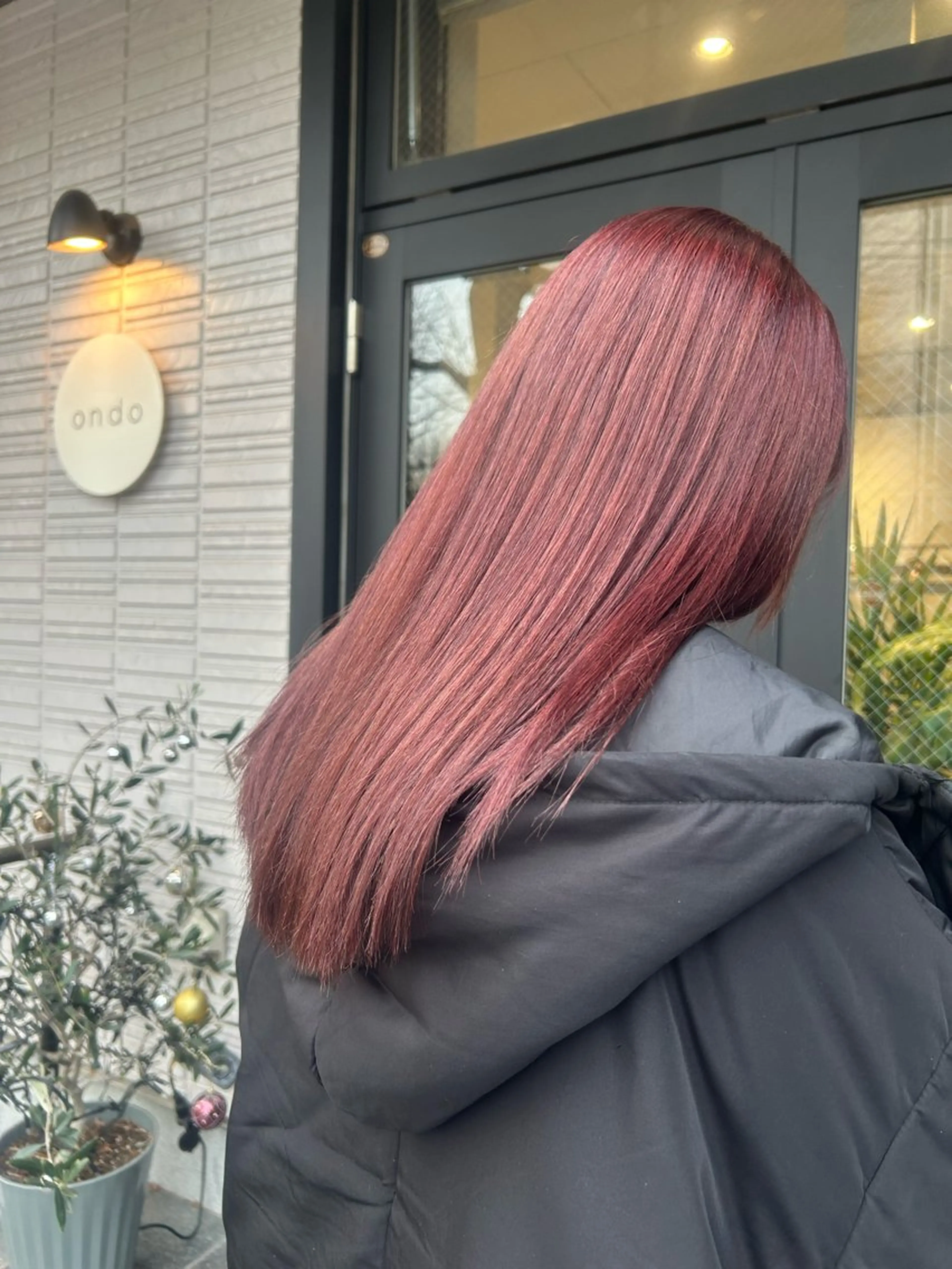ロング カラー ブリーチ ブリーチなしカラー レッドカラー カット ヘアカラー ondo by Saku所属・🍎玉寄 里帆 （タマヨセ リホ）のヘアスタイル