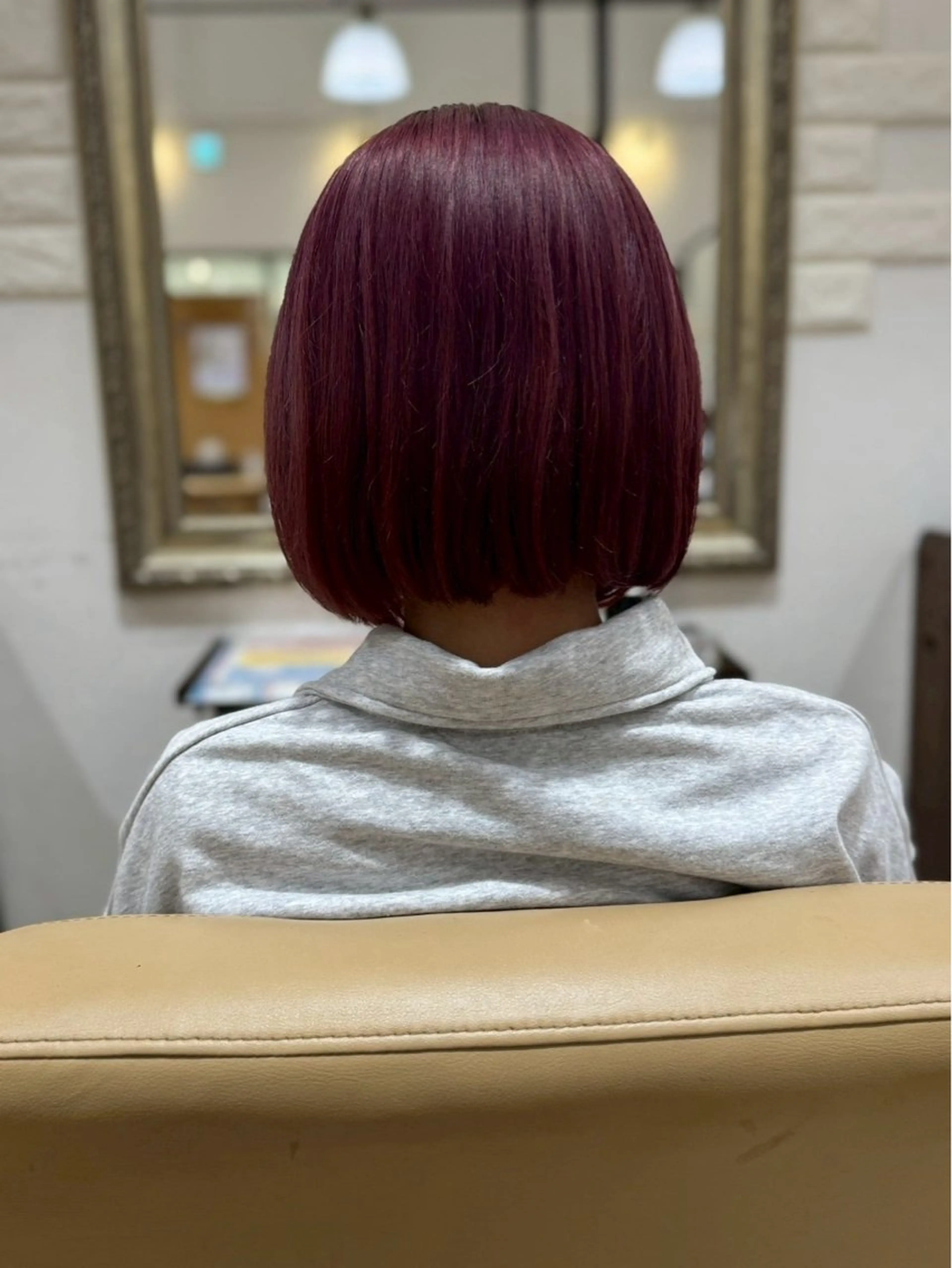 ミディアム ヘアカラー 三輪 あおいのヘアスタイル