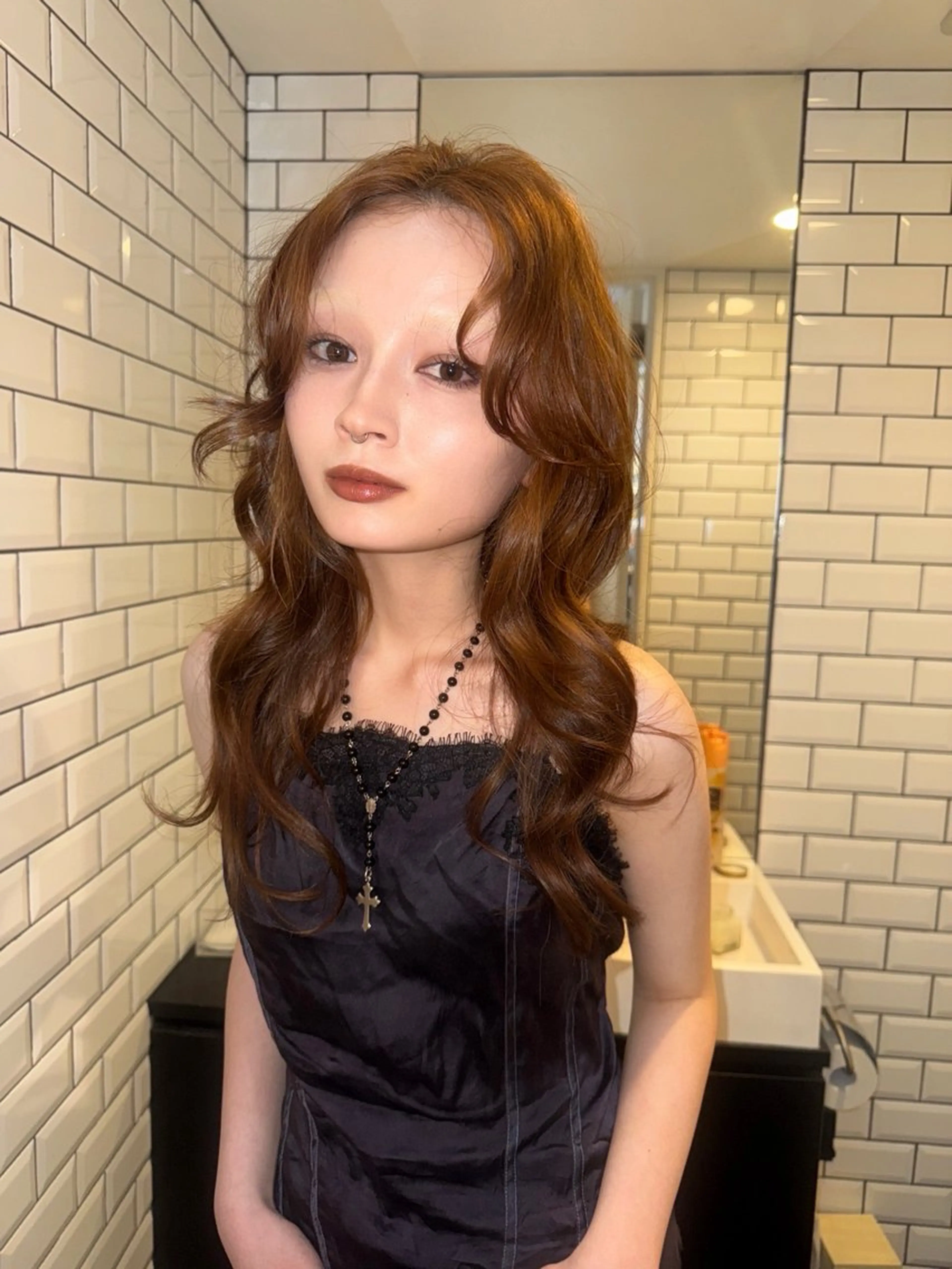 セミロング カラー ヘアアレンジ minto/ 似合わせ/ハイトーンのヘアスタイル