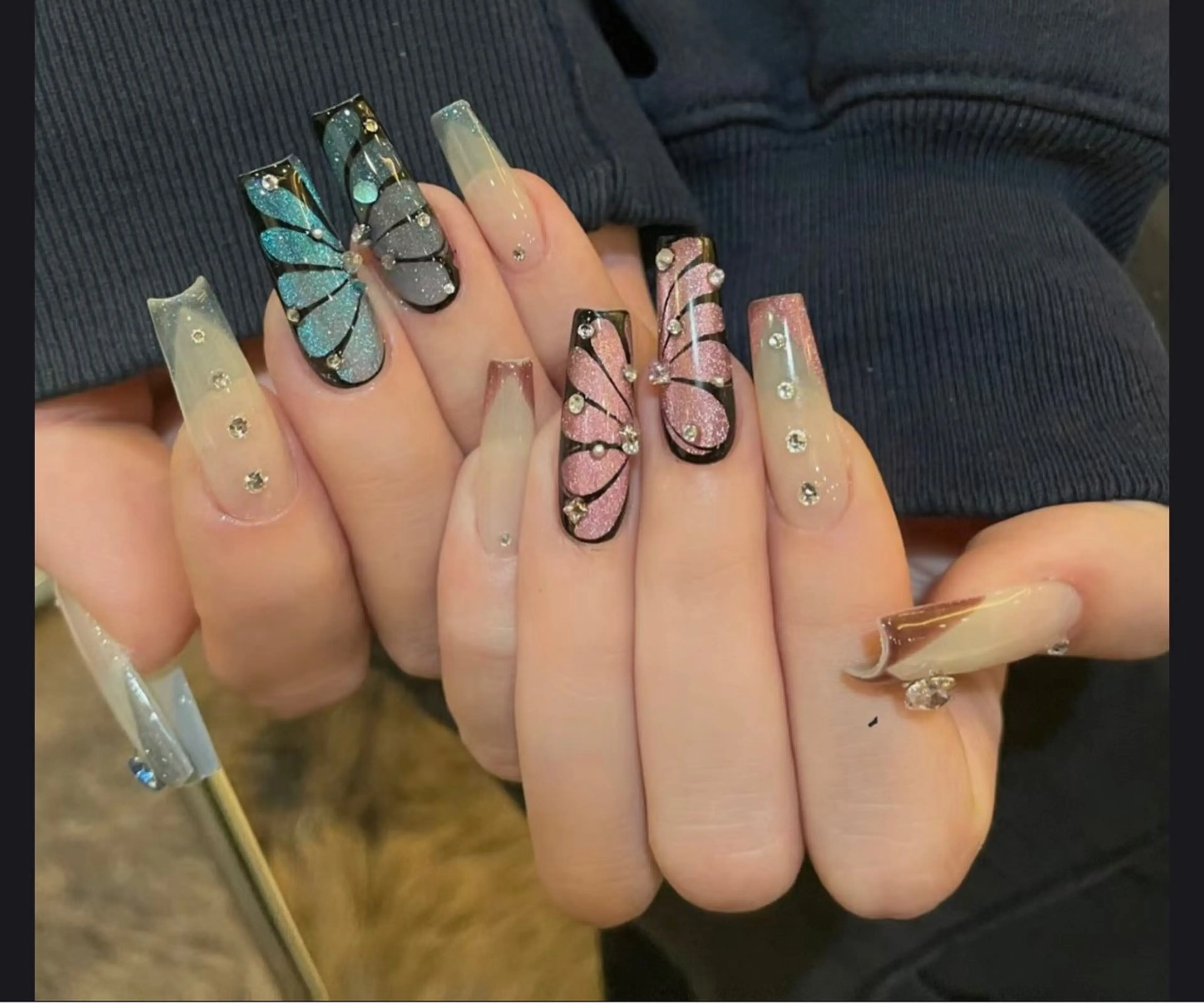 ネイル ハンドネイル 🍑 momo_nailのネイルデザイン