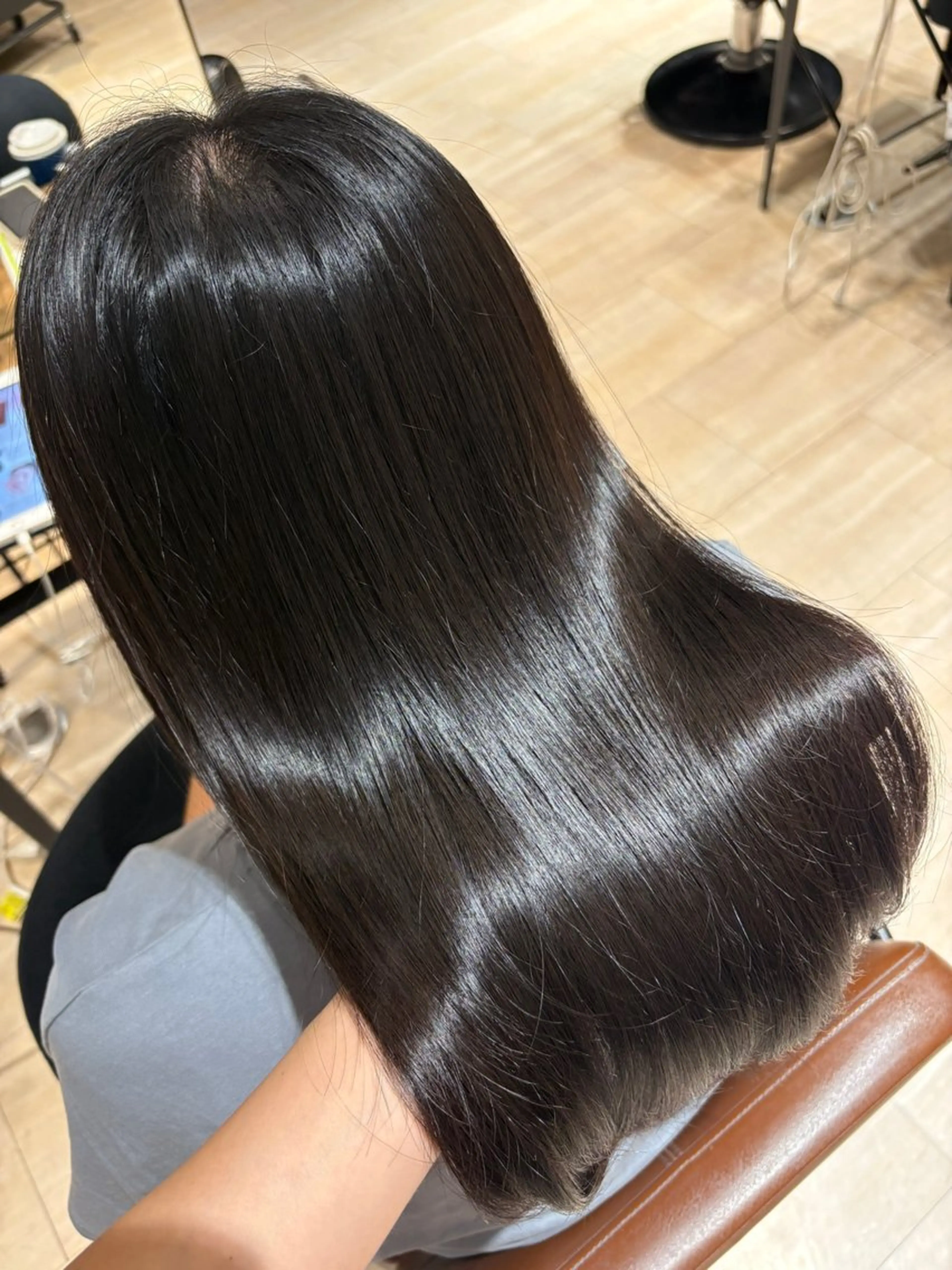 ミディアム チョコレートブラウン 村山 美姫のヘアスタイル