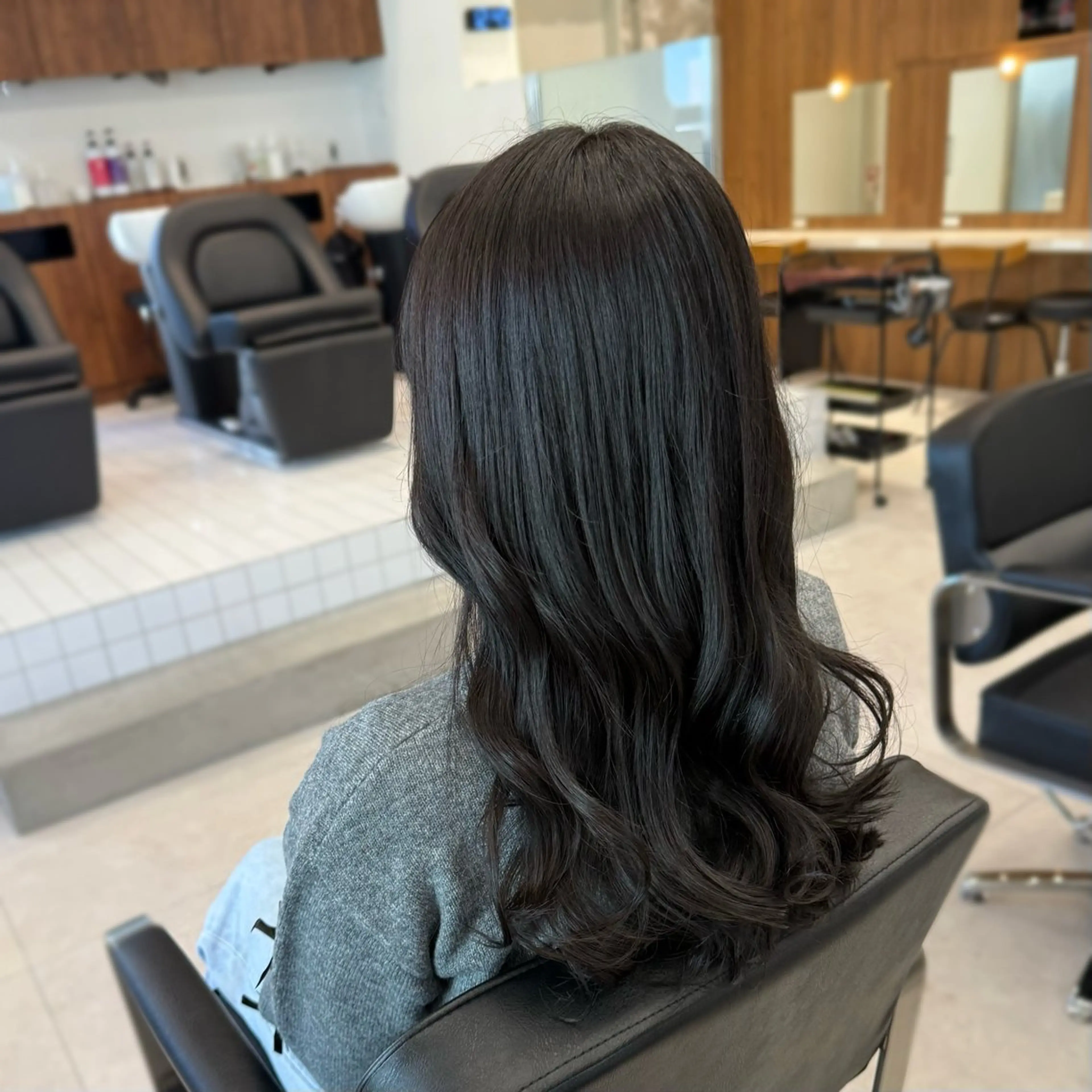 ミディアム カラー 透明感カラー カット ヘアカラー トリートメント 縮毛矯正+モテカラー 🎀✨mihoのヘアスタイル