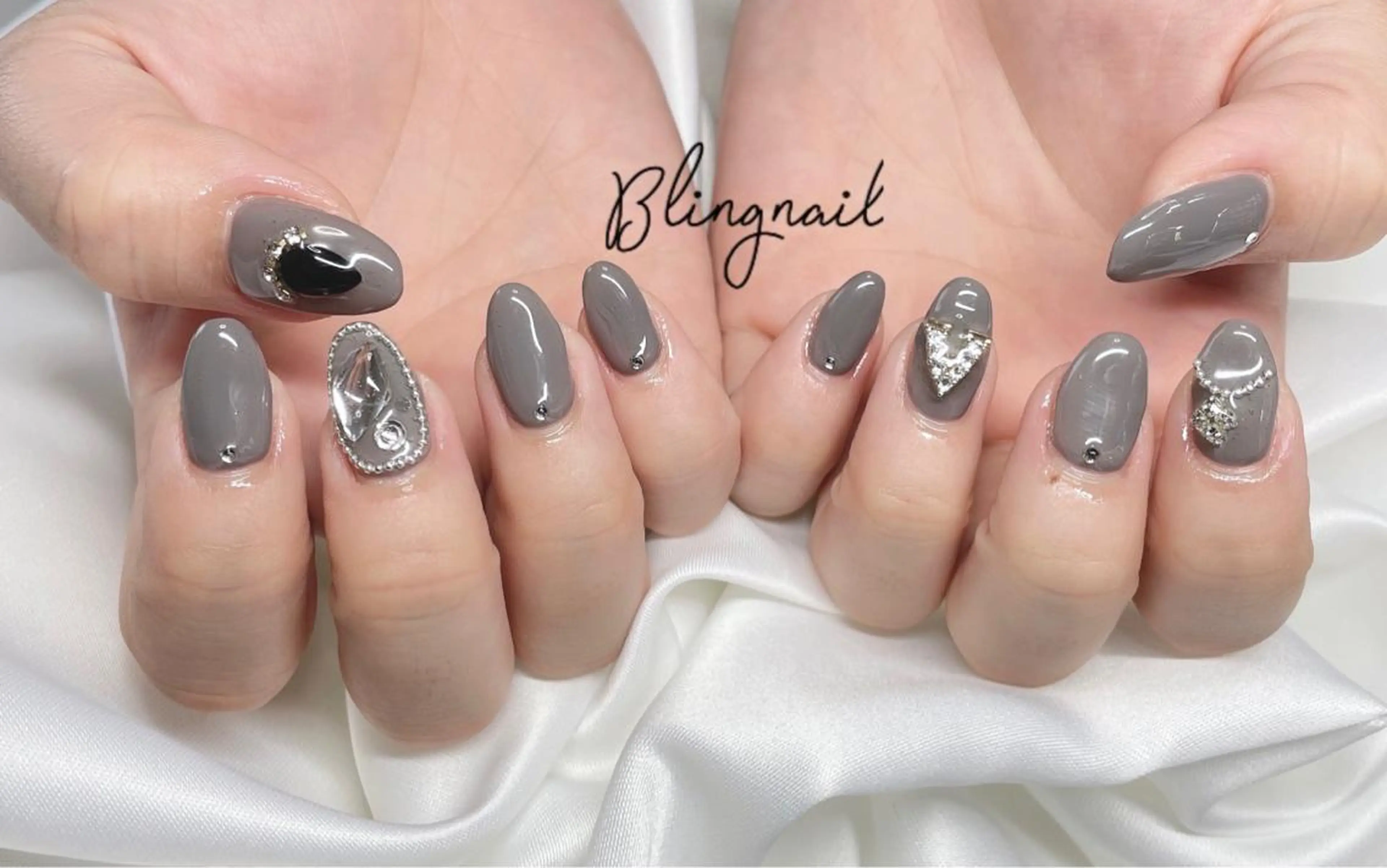 ネイル 23時まで❤︎韓国、 ワンホンネイルのネイルデザイン