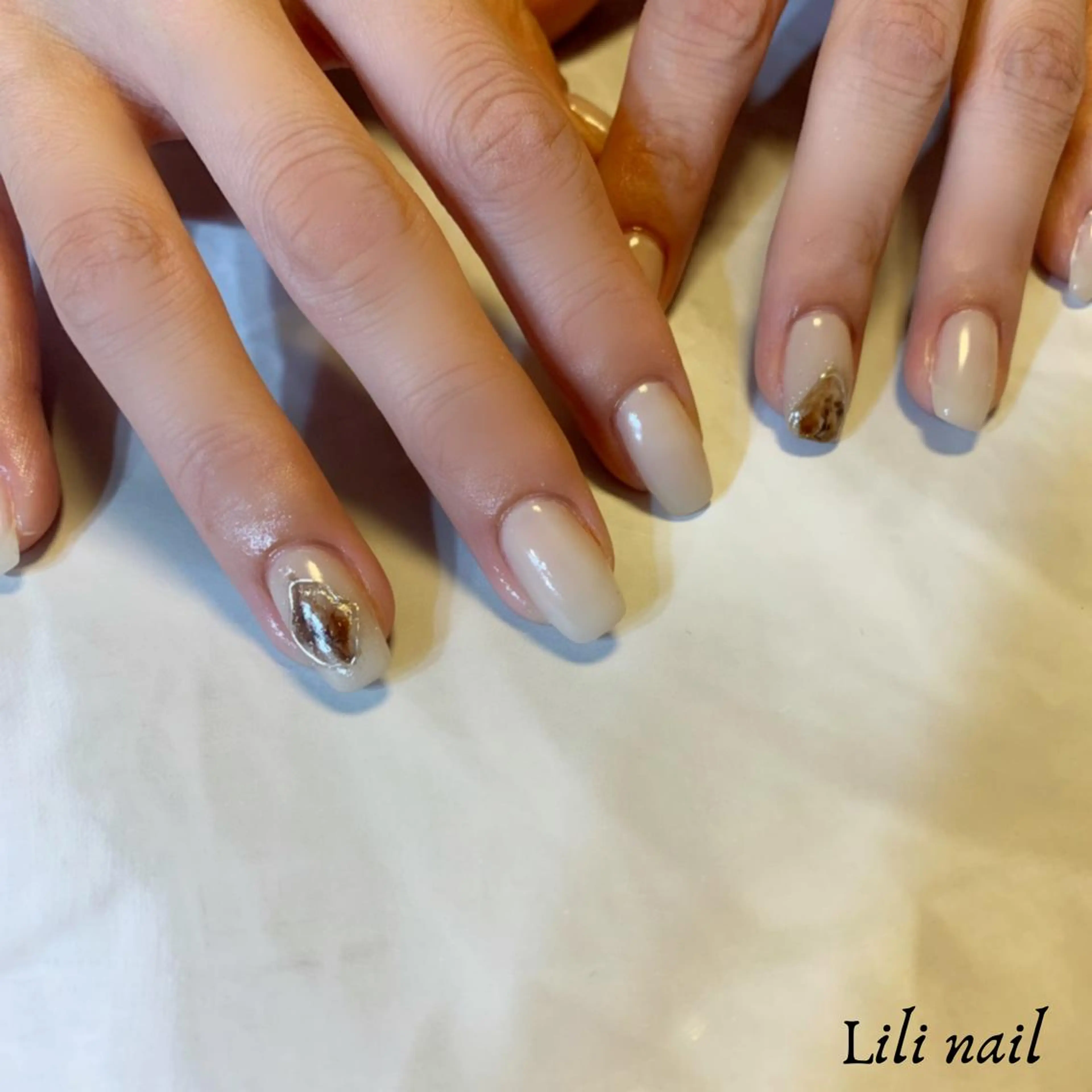 ネイル ミラーネイル Lili beauty salon所属・Lilibeauty salonのネイルデザイン