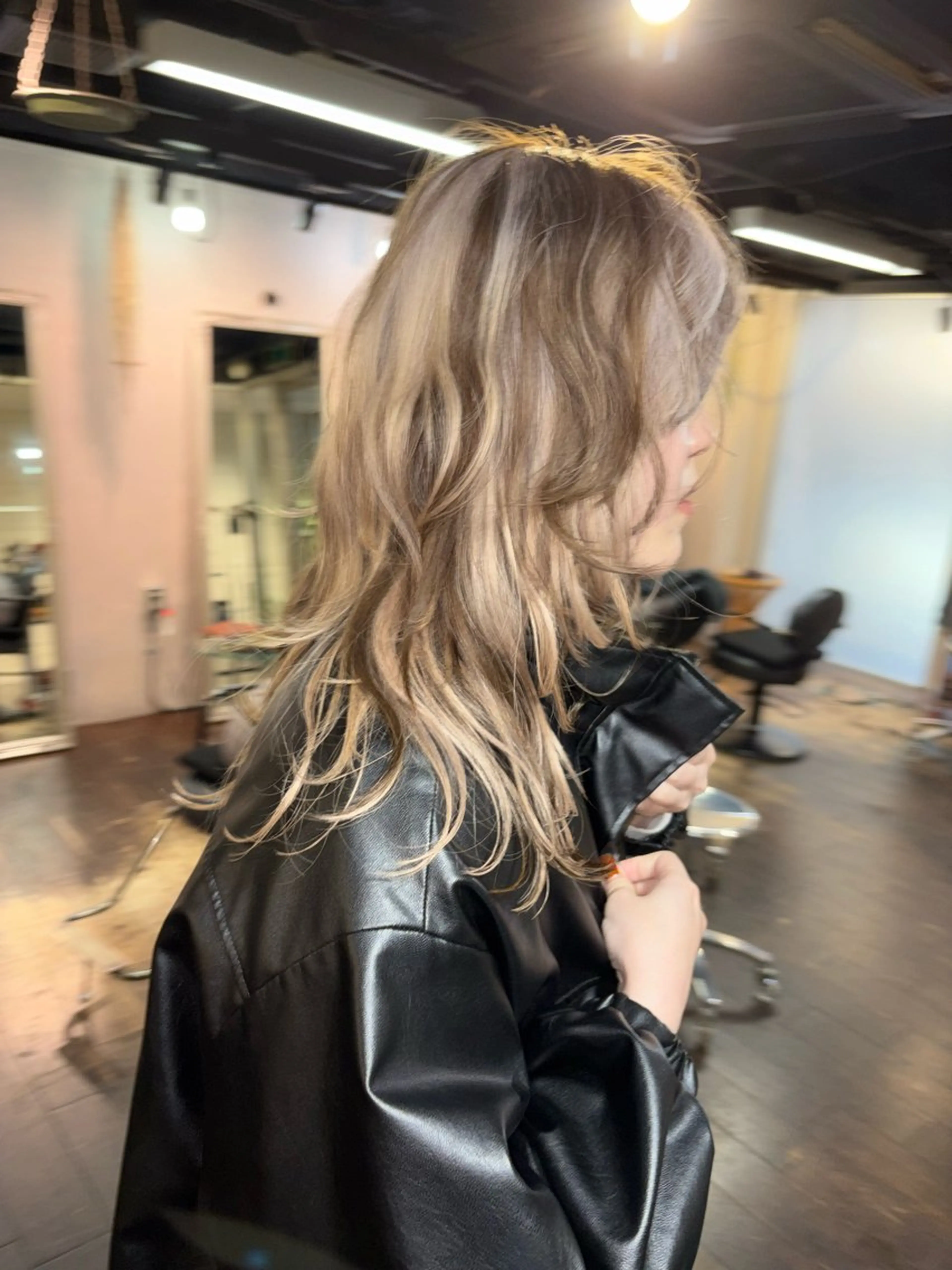 セミロング カラー ヘアカラー givet所属・心斎橋/デザインカラ ー/海外風/ナツミのヘアスタイル