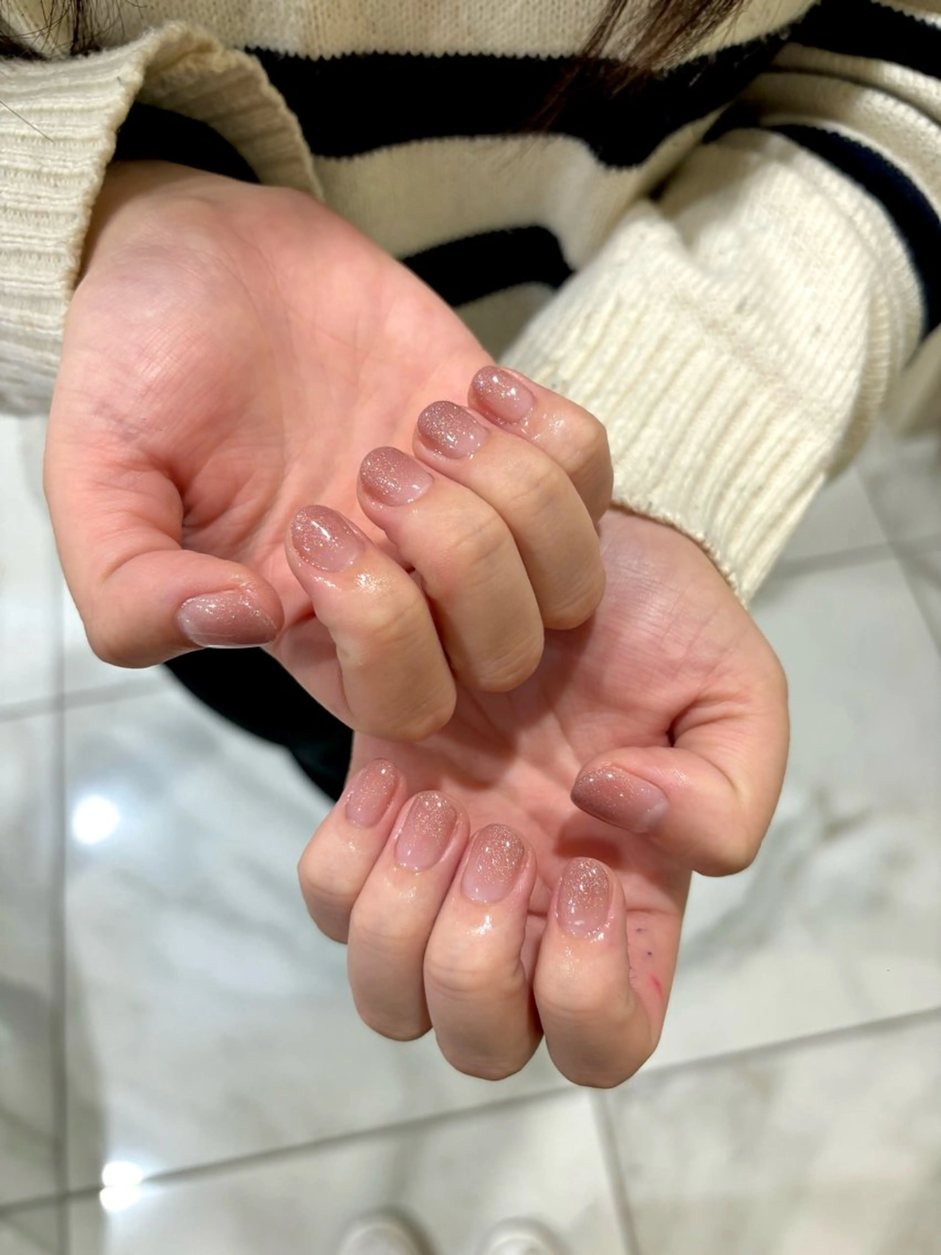 ネイル ハンドネイル 横田 菜月のネイルデザイン