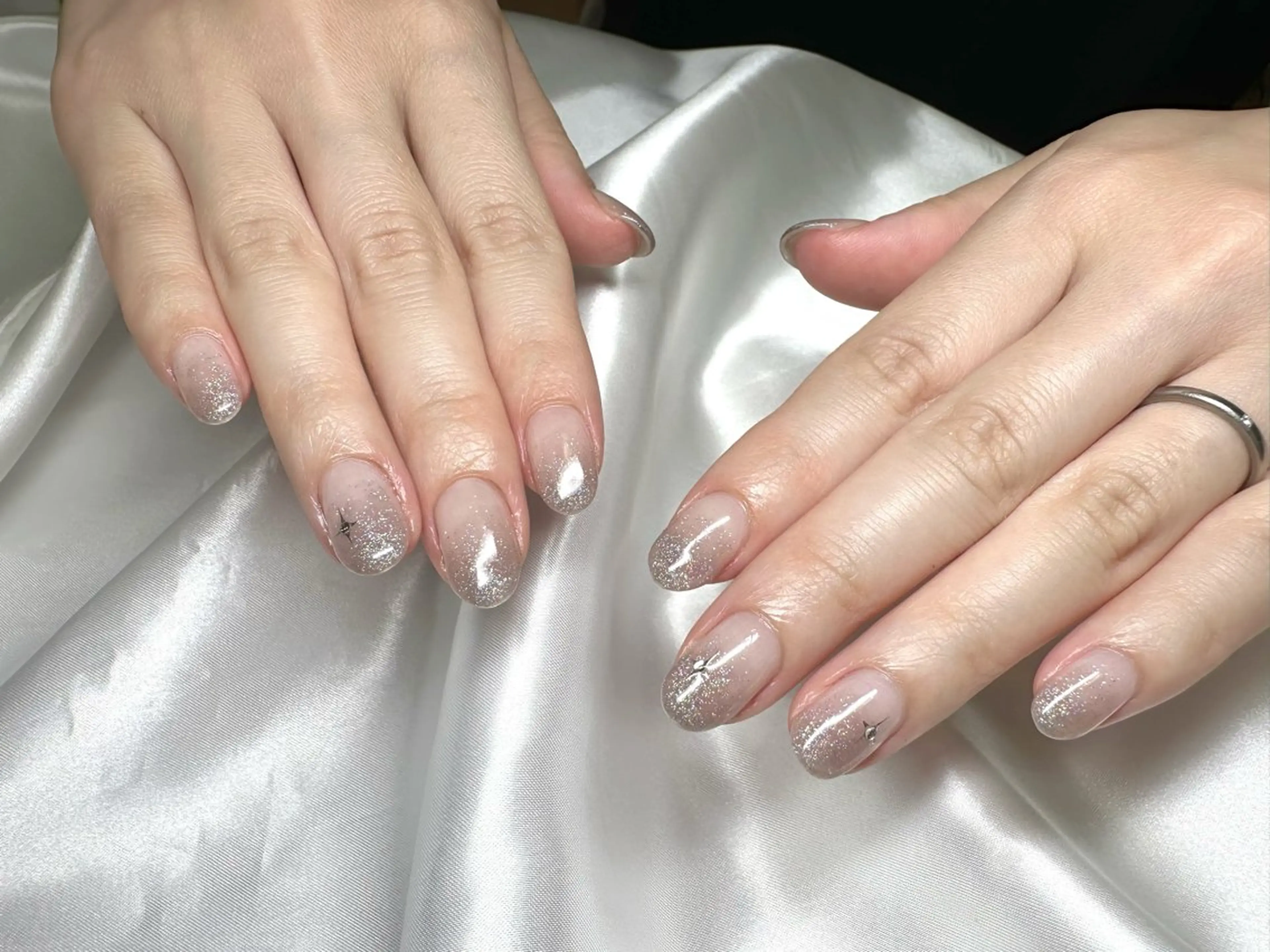 ネイル ラメ(グリッター) ラメグラデーション ハンドネイル nu NANAのネイルデザイン