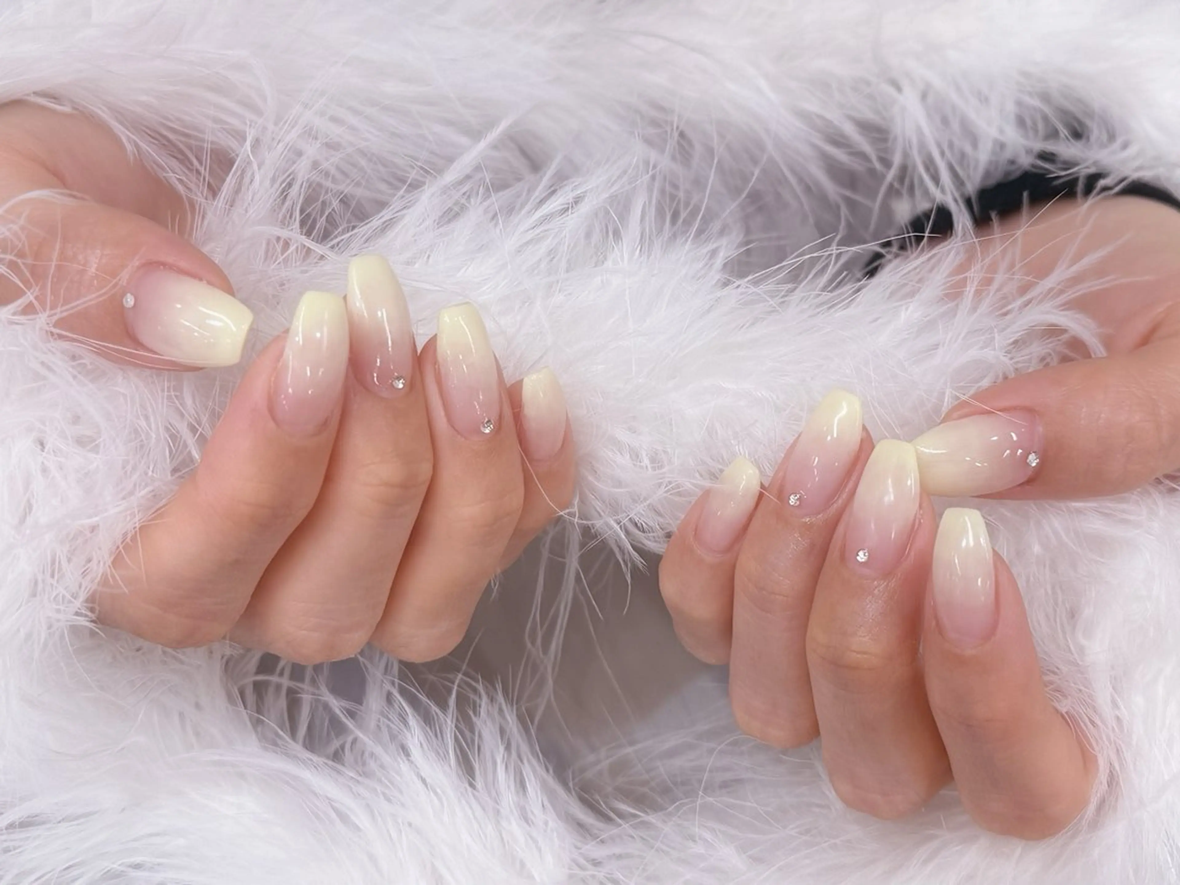 ネイル アートネイル フラッシュネイル フラワーネイル ジェルネイル ガーリー ハンドネイル Puti nailのネイルデザイン