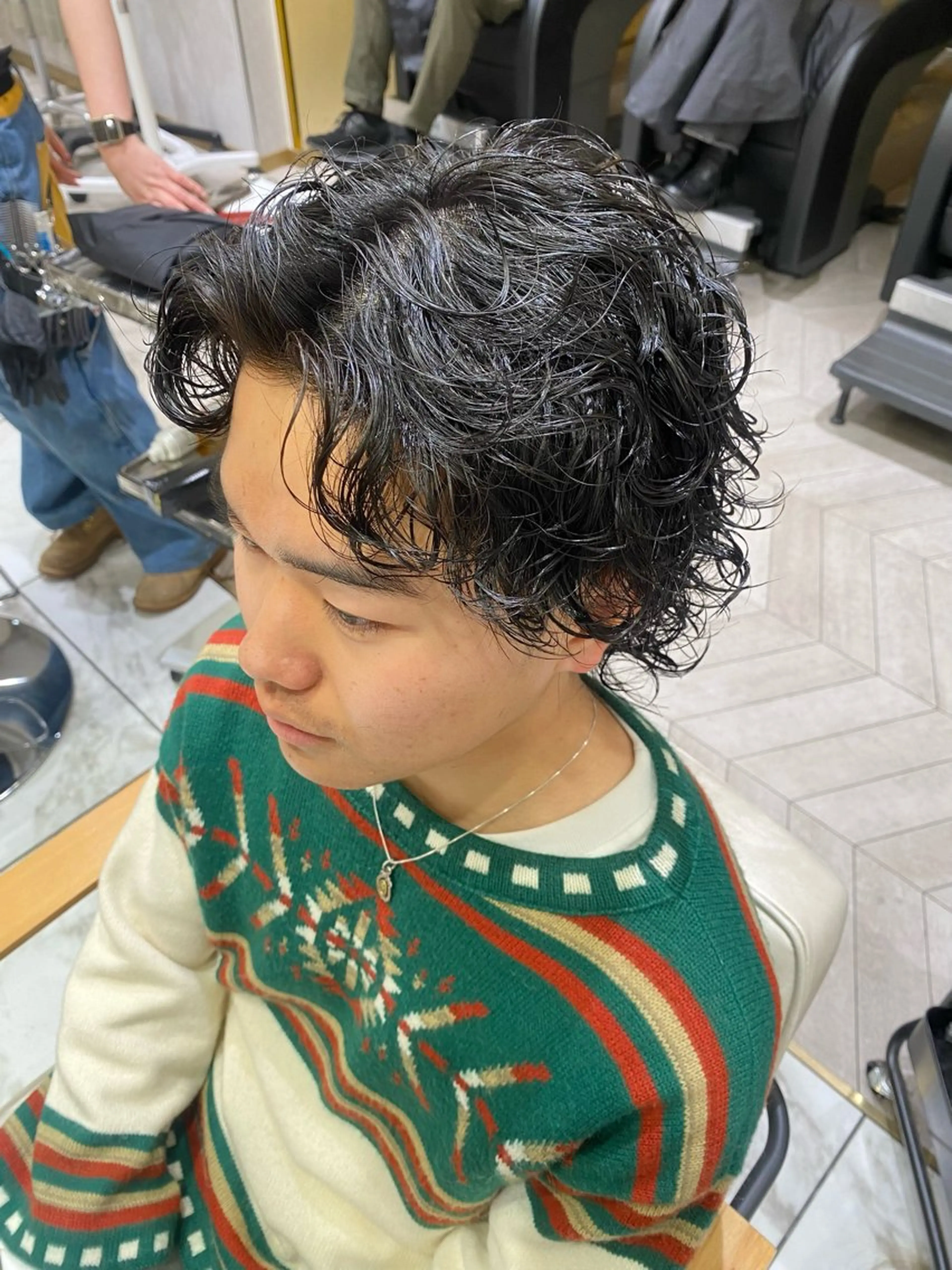 ミディアム パーマ メンズ 酸スト/フェザー パーマ/三谷海斗のヘアスタイル