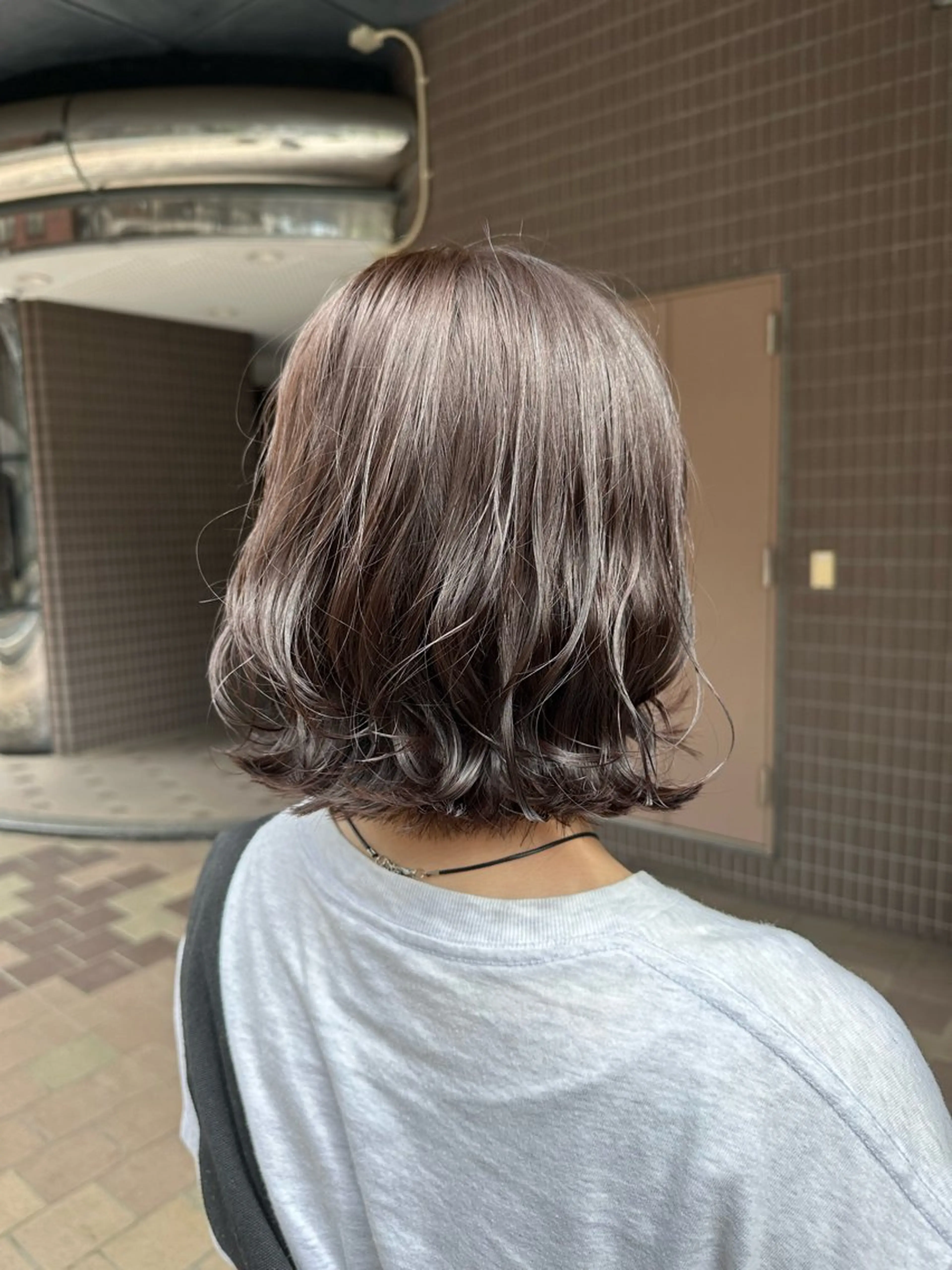 ミディアム 清水 遥香のヘアスタイル