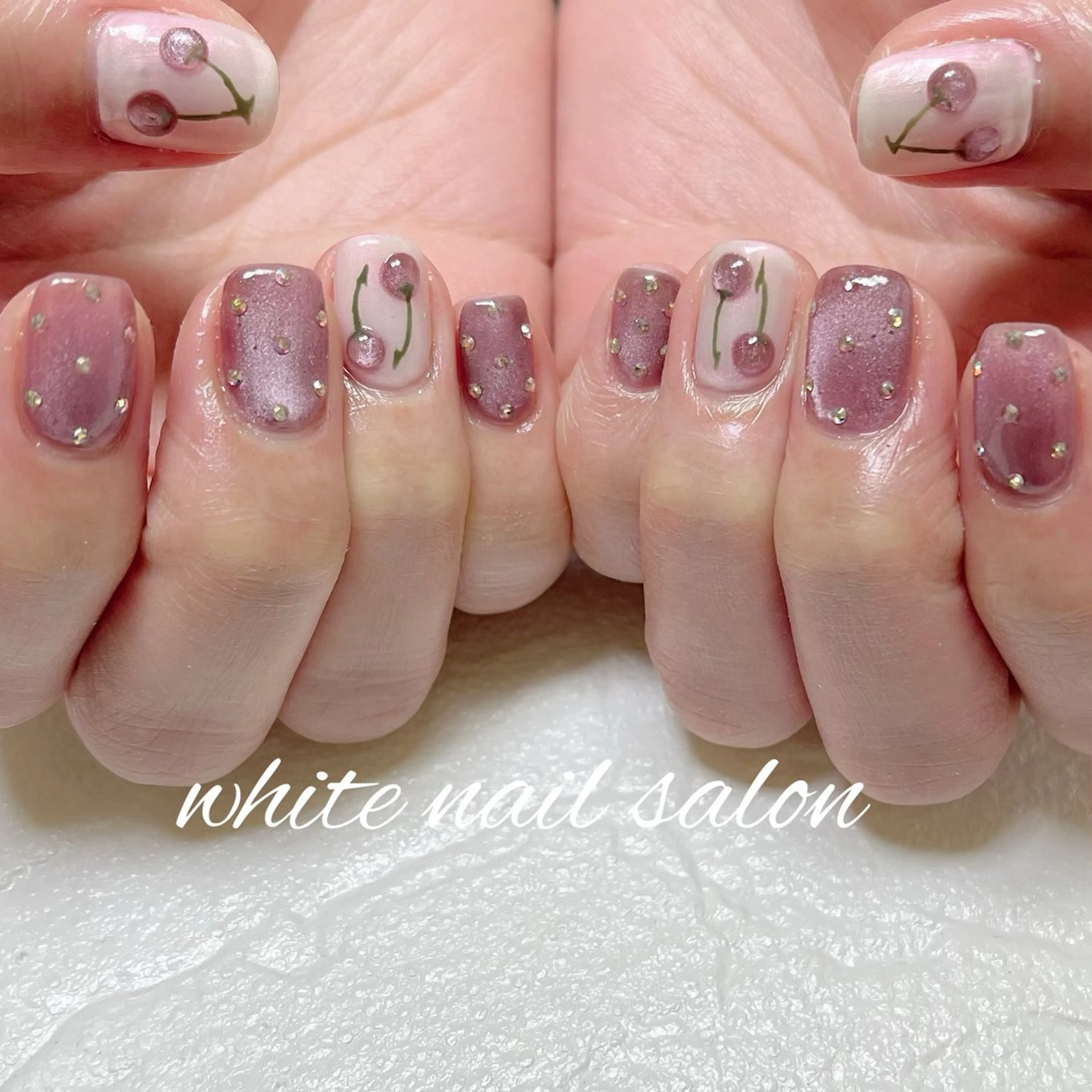 ネイル 持ち込み ハンドネイル white nail salonのネイルデザイン