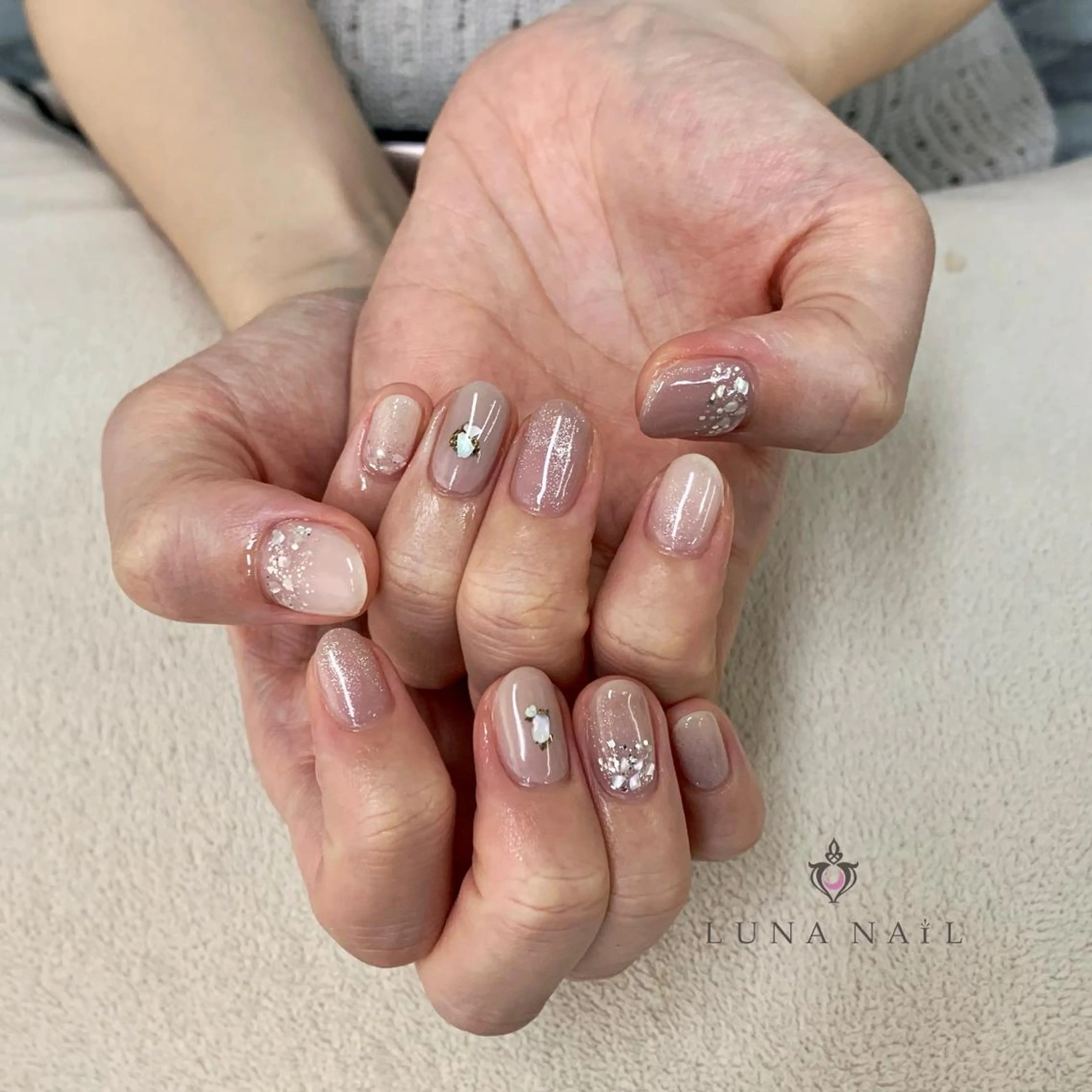 ネイル ハンドネイル アトリエ　ミモザ所属・いまむら あかりのネイルデザイン