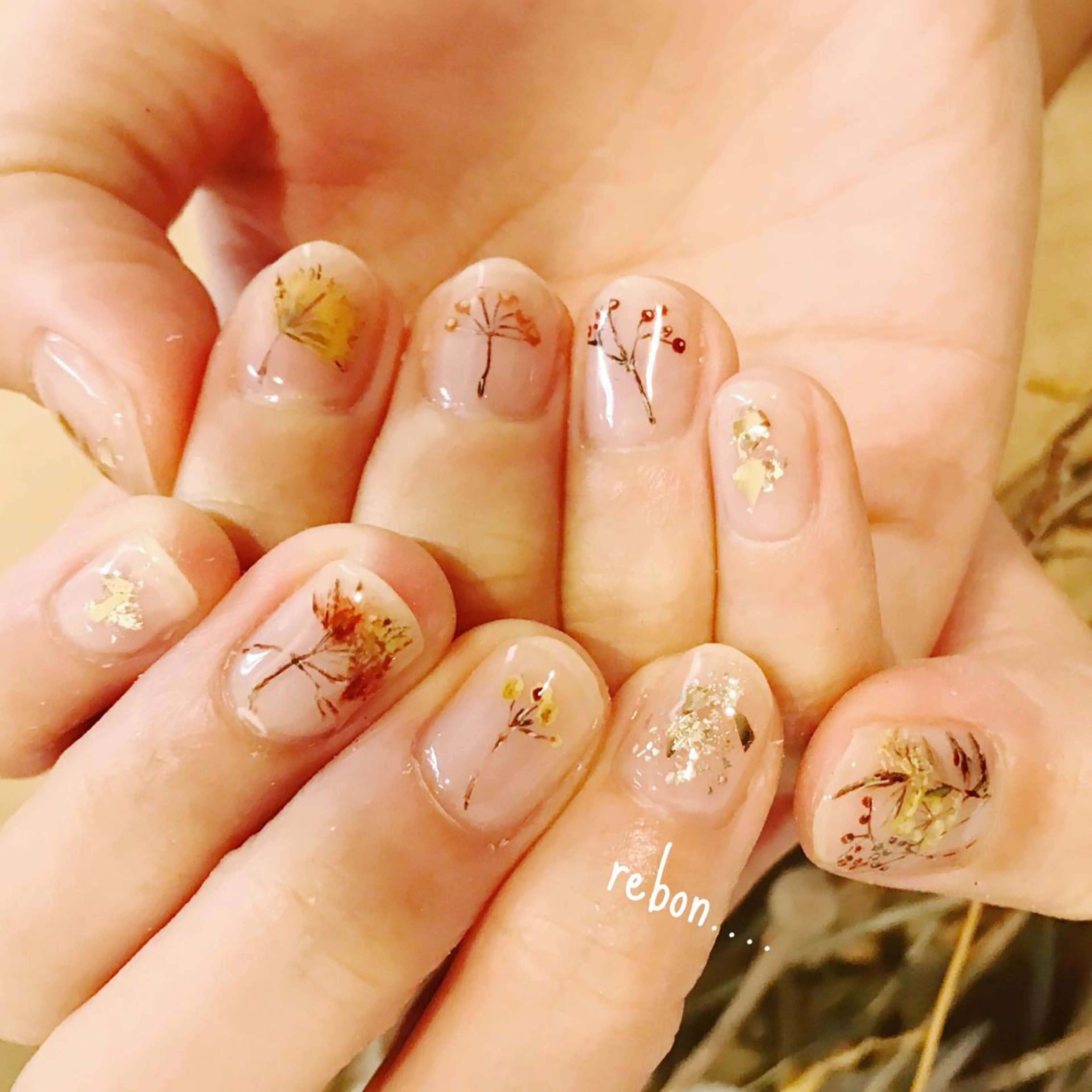 ネイル ハンドネイル フットネイル rebon＊ natsukiのネイルデザイン