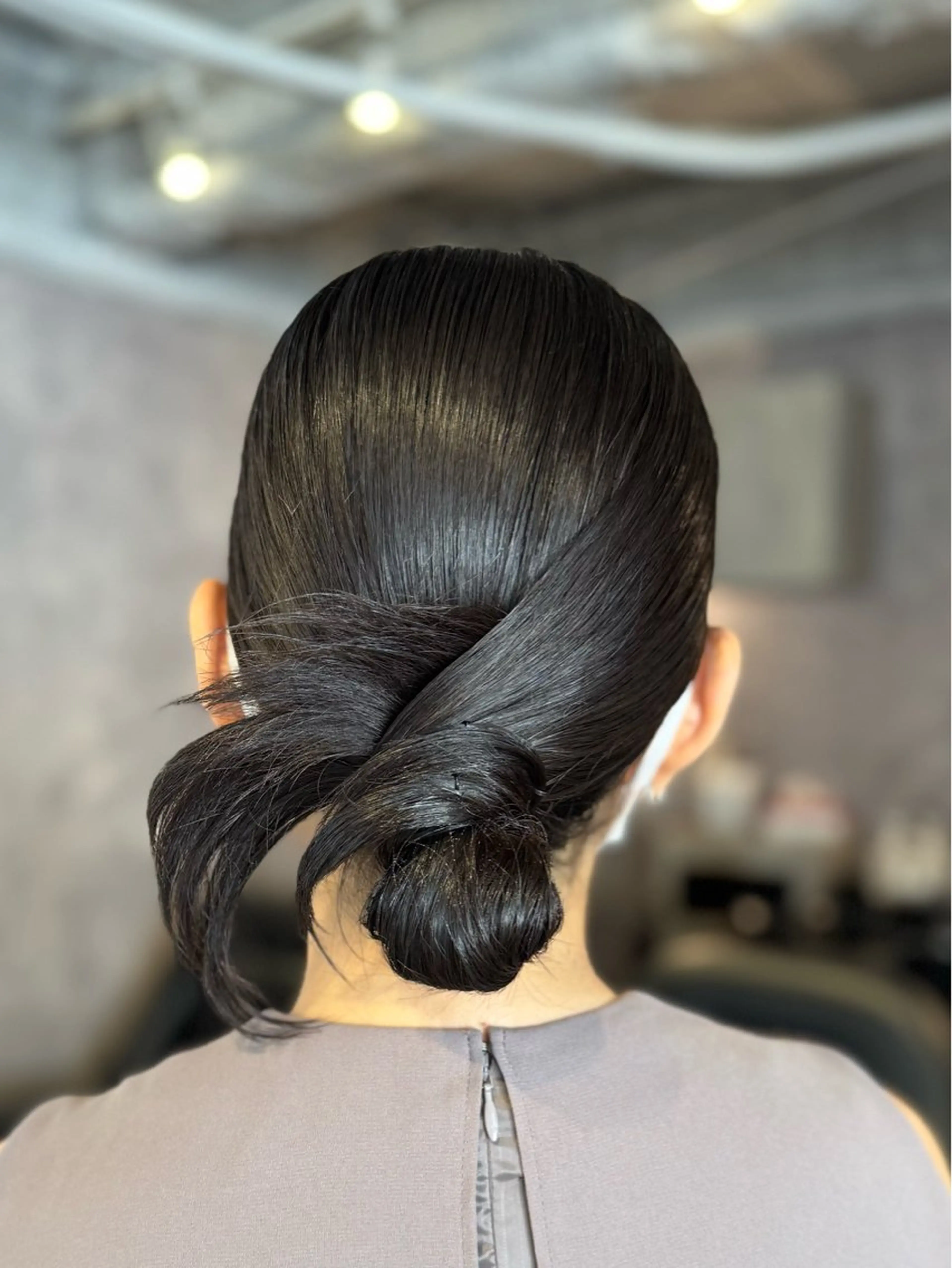 ヘアアレンジ ヘアセット 🩶mana🩶艶髪 /カラーオンカラーのヘアスタイル