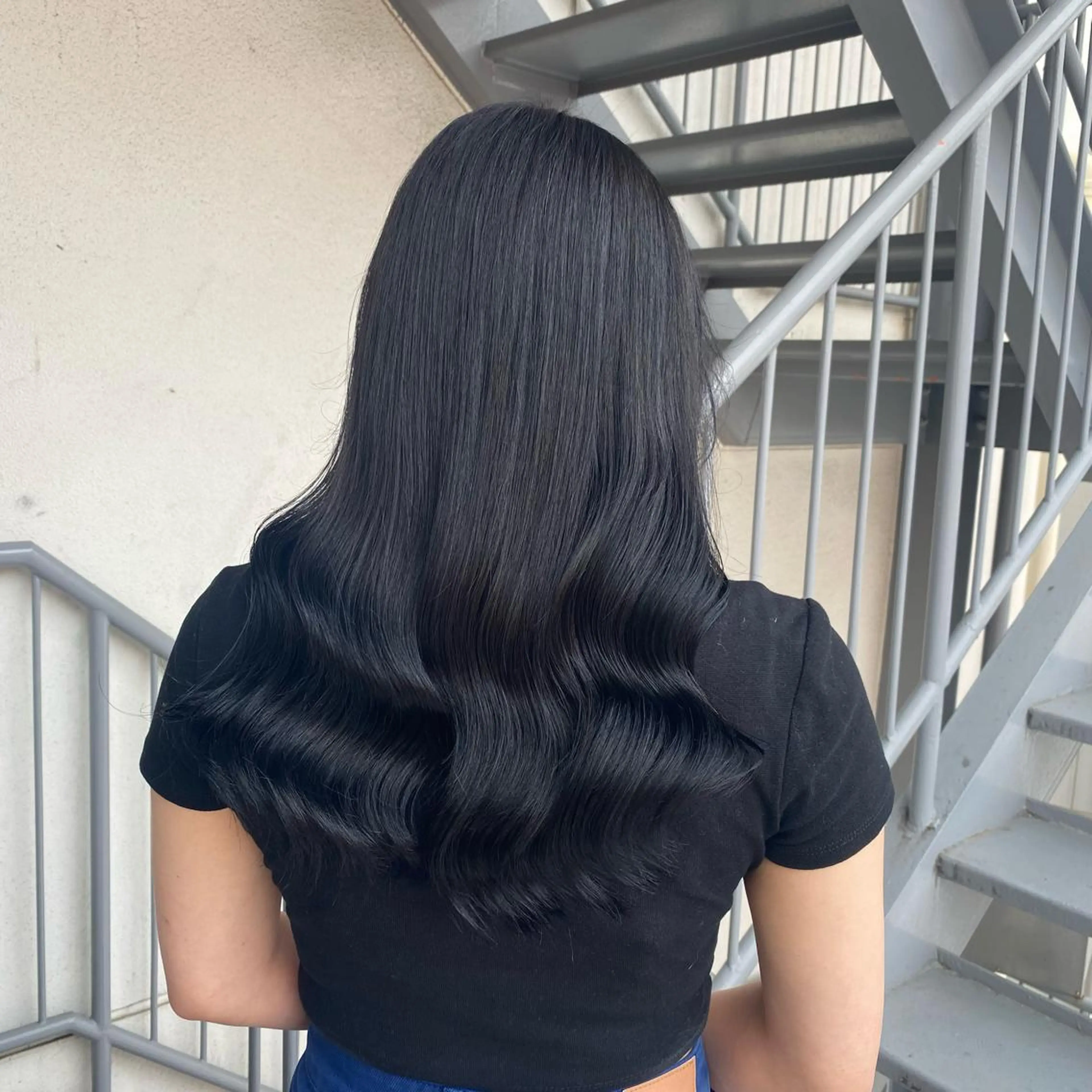 ミディアム カラー パーマ ヘアアレンジ メンズ キッズ ネイル マツエク・マツパ アイブロウ 黒髪 ブルーカラー ブルーブラック ブルー ヘアカラー Lumo所属・💖横浜ブリーチなし 💖MIHOのヘアスタイル