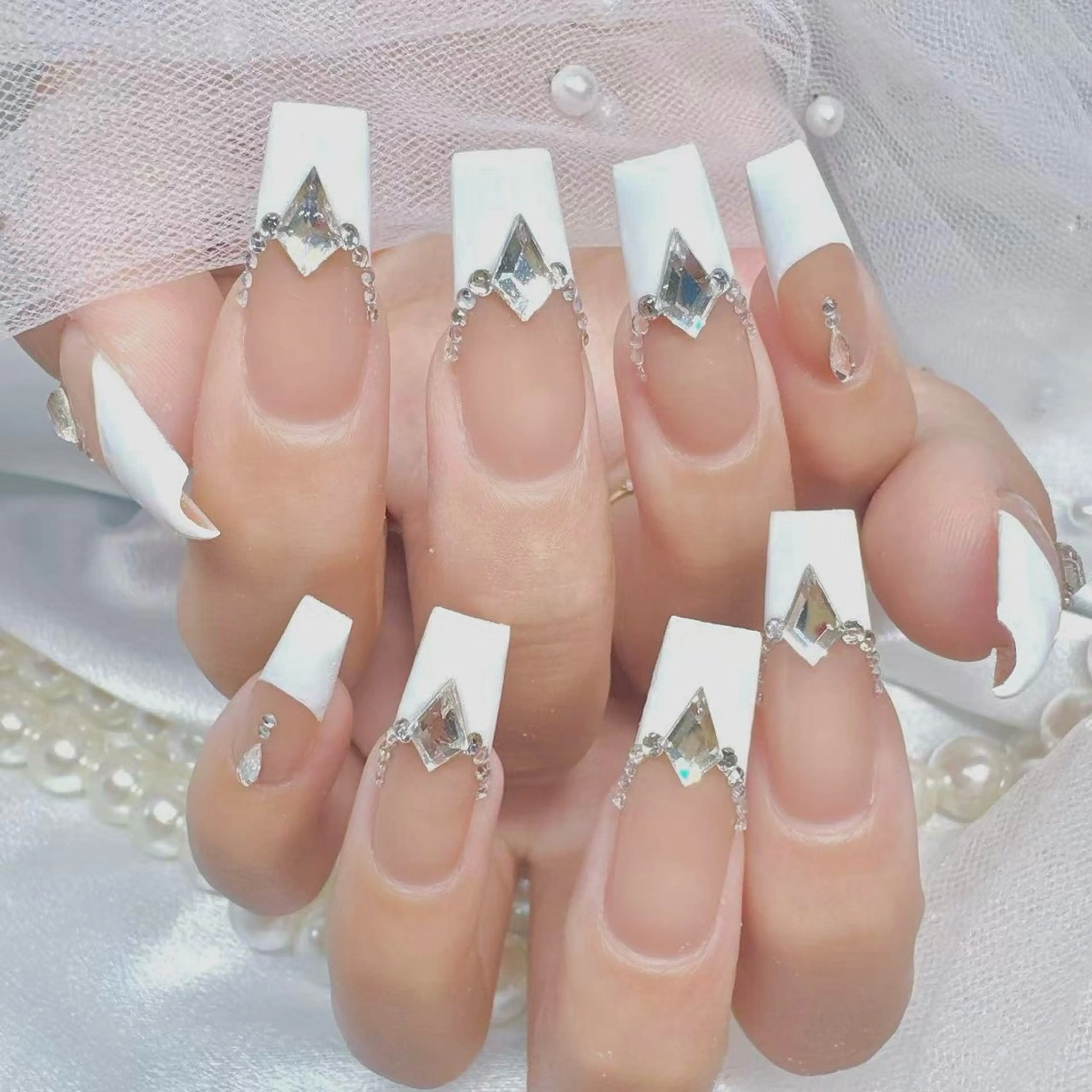 ネイル ハンドネイル ハンドケア minami ネイルのネイルデザイン