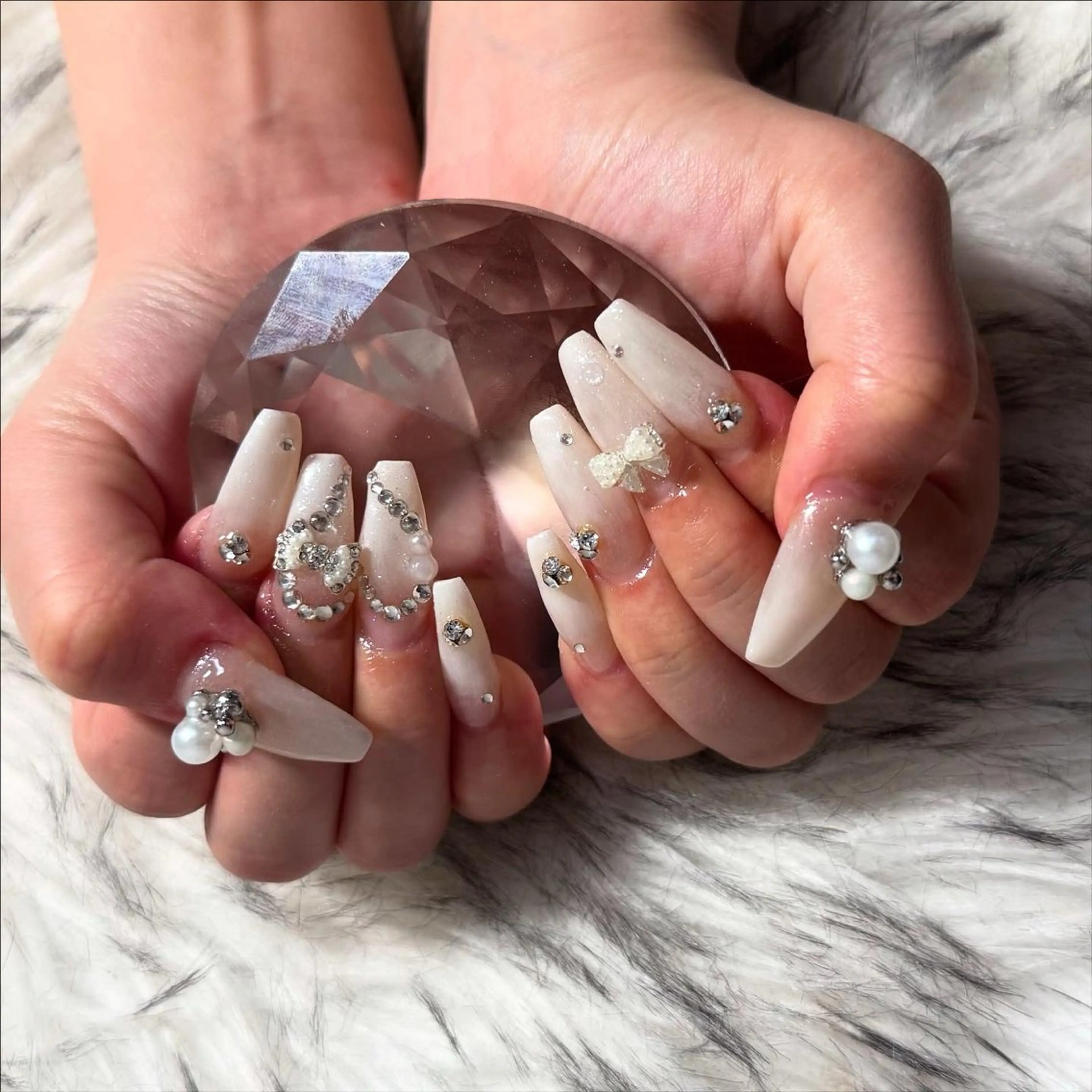 ロング ハンドネイル mao .のネイルデザイン