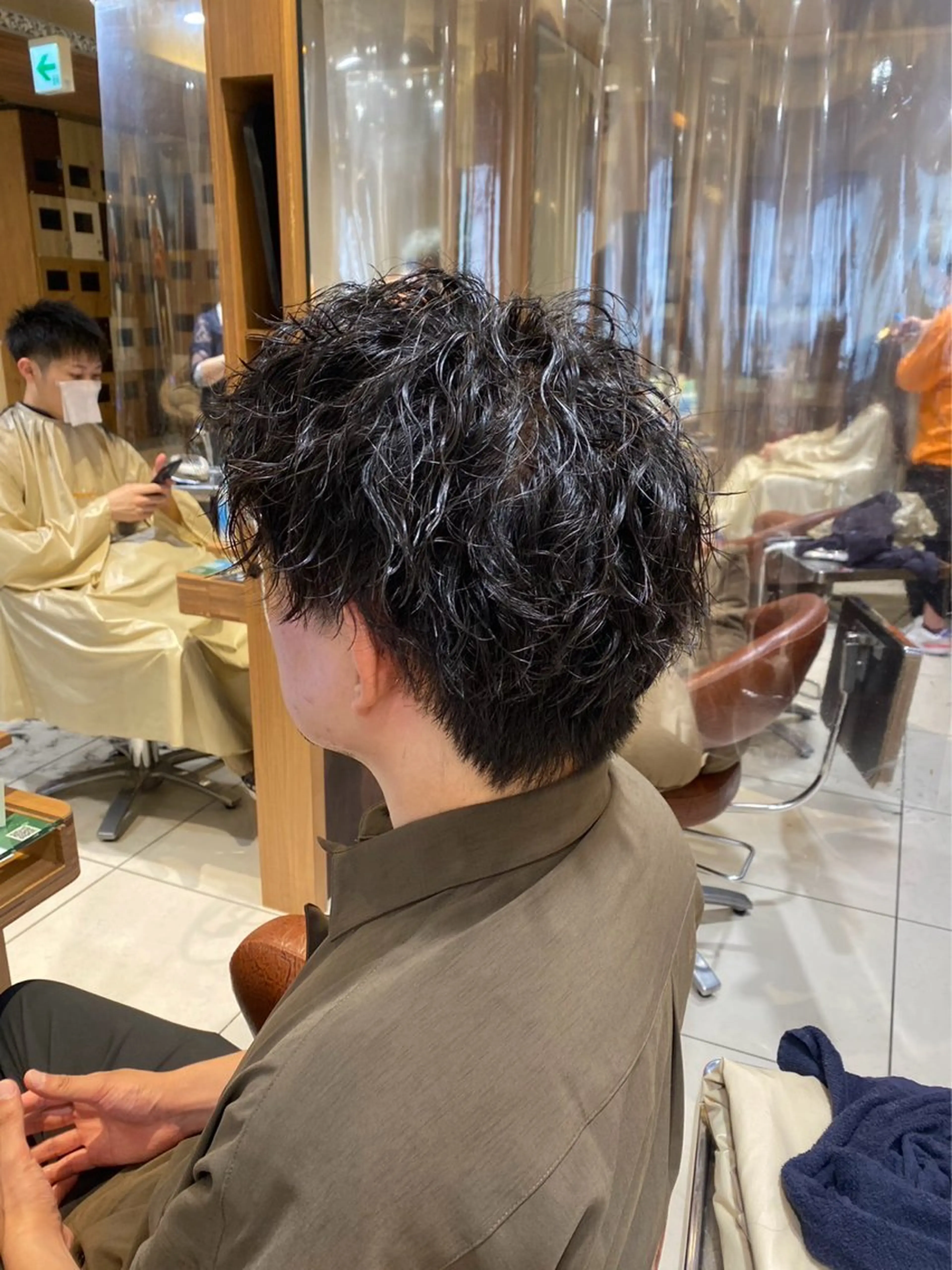 ショート カラー パーマ メンズ シャドウパーマ 石見のヘアスタイル
