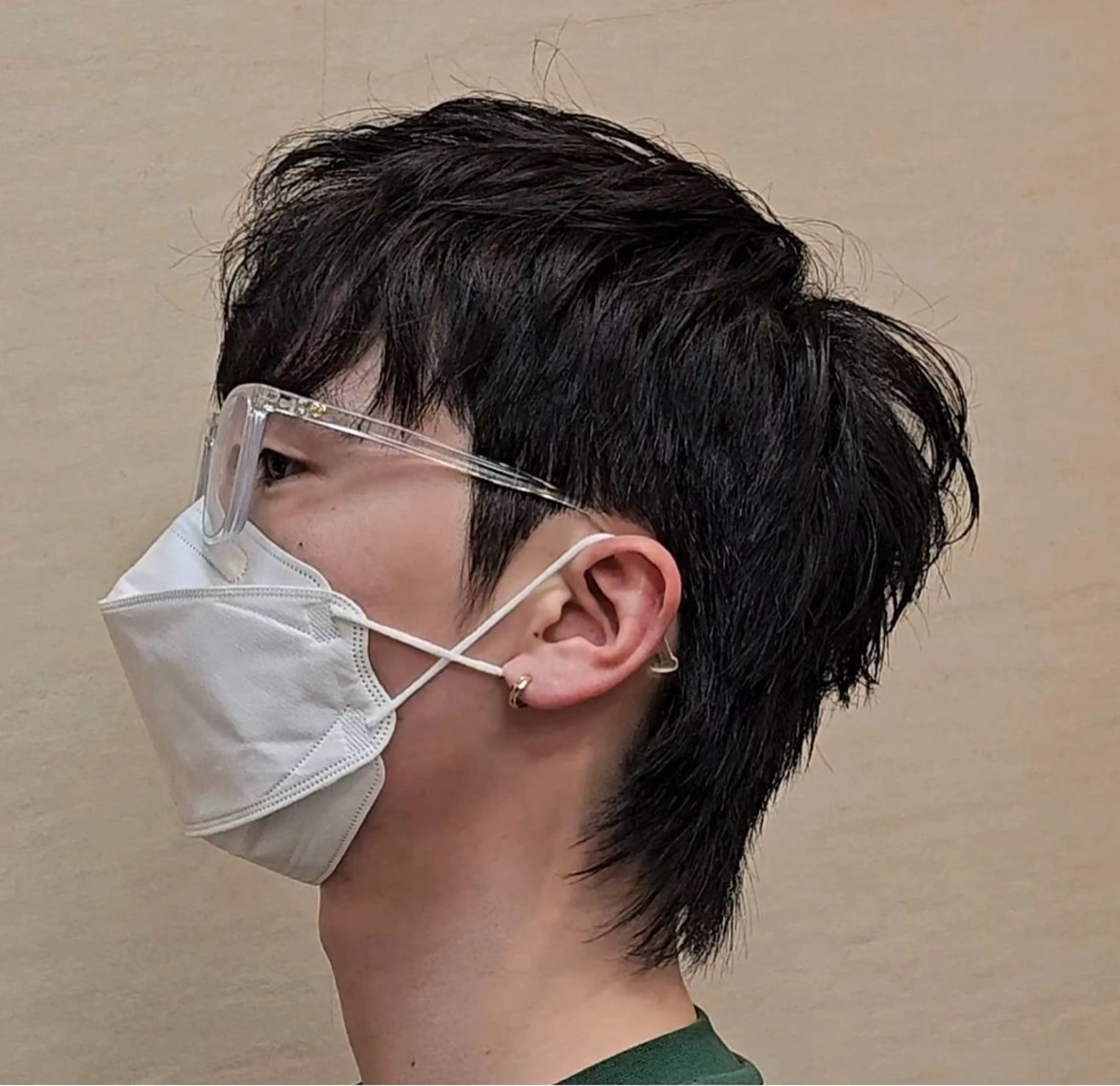 カラー メンズ コウ チホウのヘアスタイル