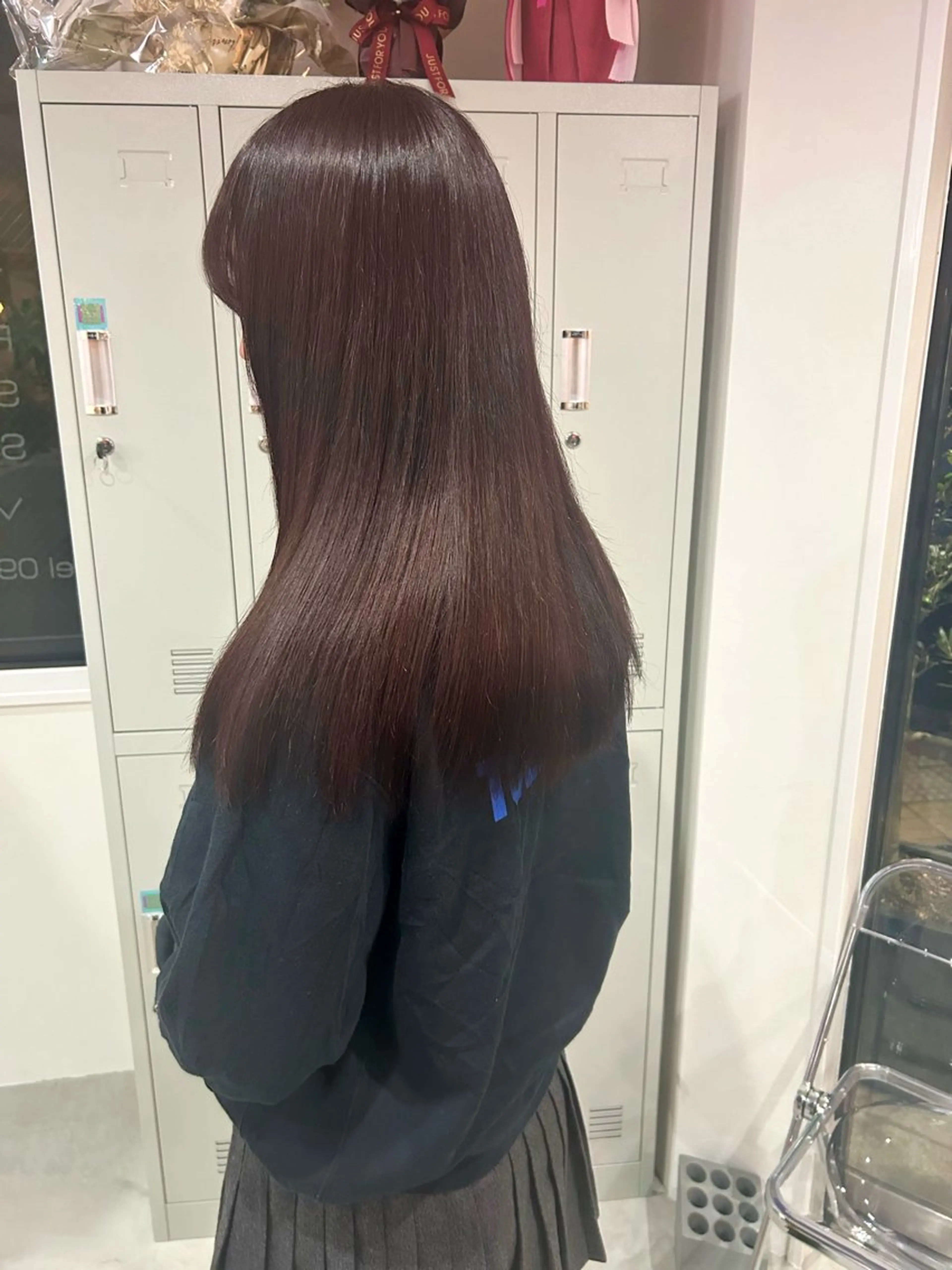 ロング カラー カット 縮毛矯正 トリートメント (h)wim ウィムのヘアスタイル