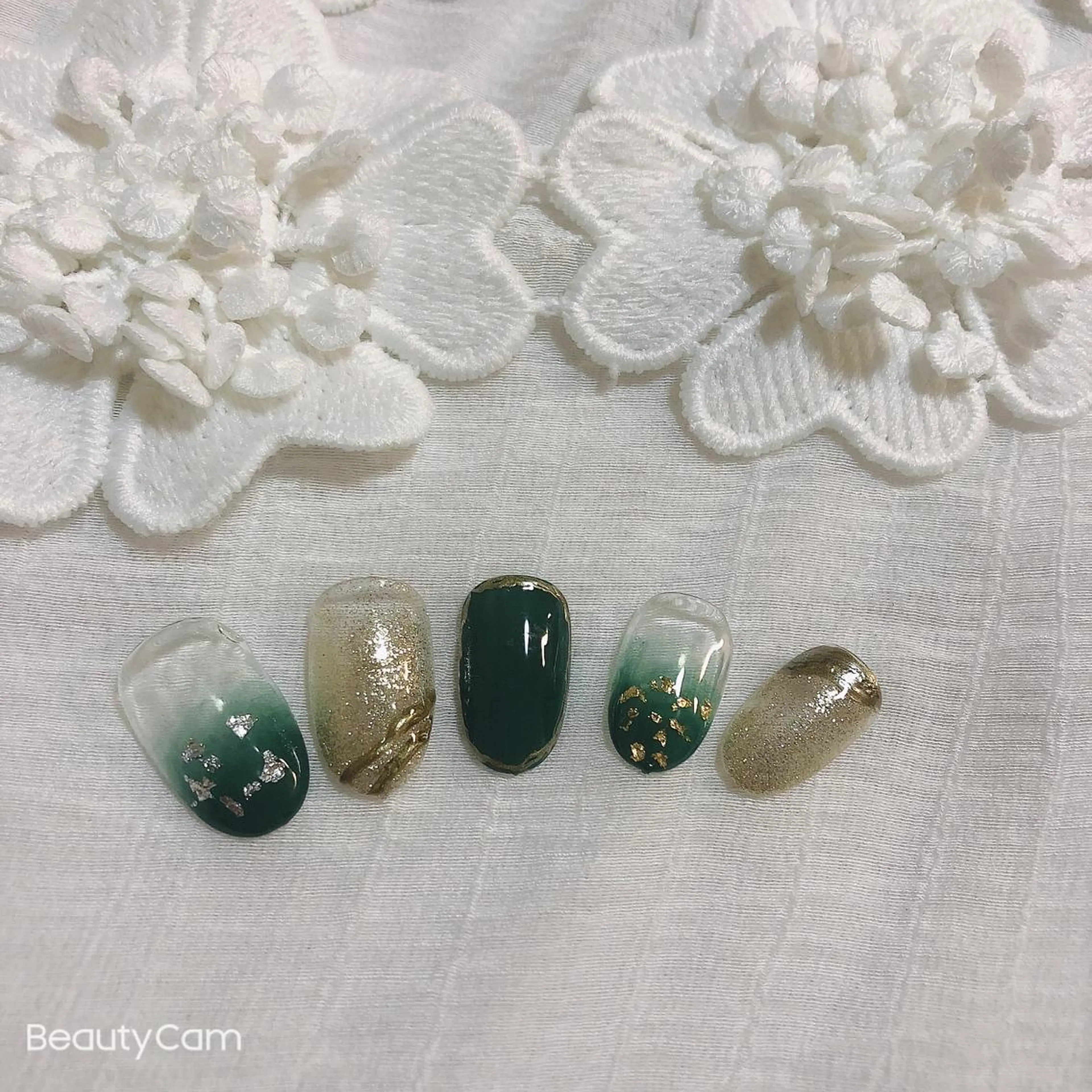 ネイル Guarendo錦糸町店所属・ガレンドウ 白澤 愛子のネイルデザイン