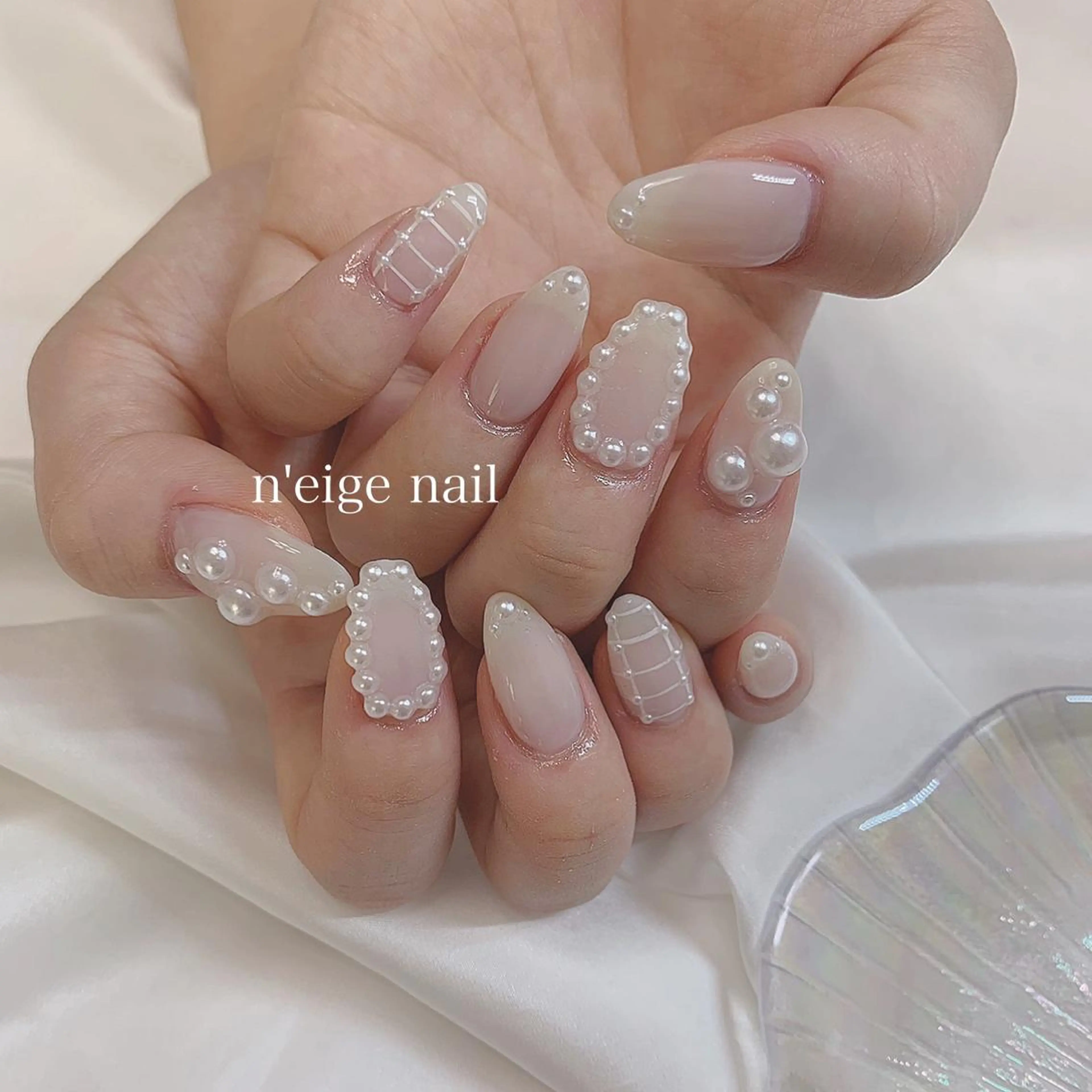 ネイル キラキラネイル 韓国ネイル ラメ(グリッター) ニュアンスネイル 冬ネイル n'eige nail所属・大谷 綾香のネイルデザイン