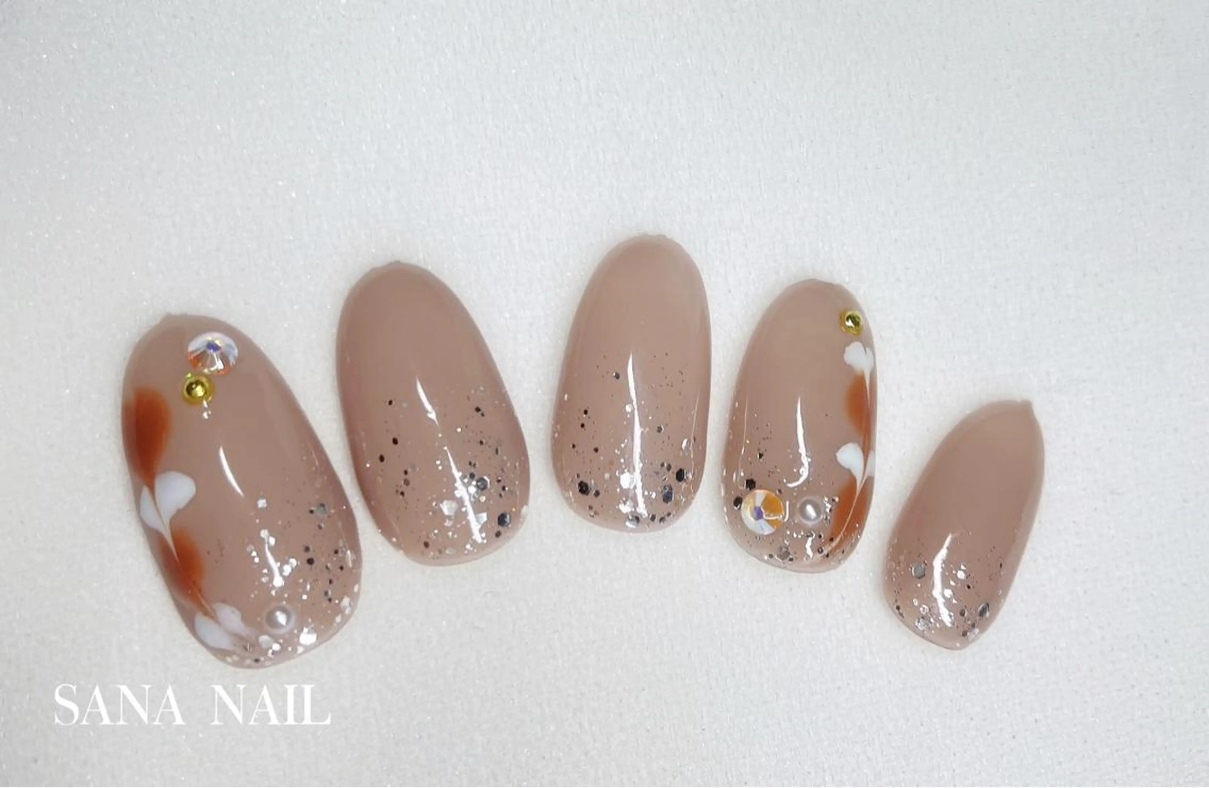ネイル nailsalon SANANAILのネイルデザイン