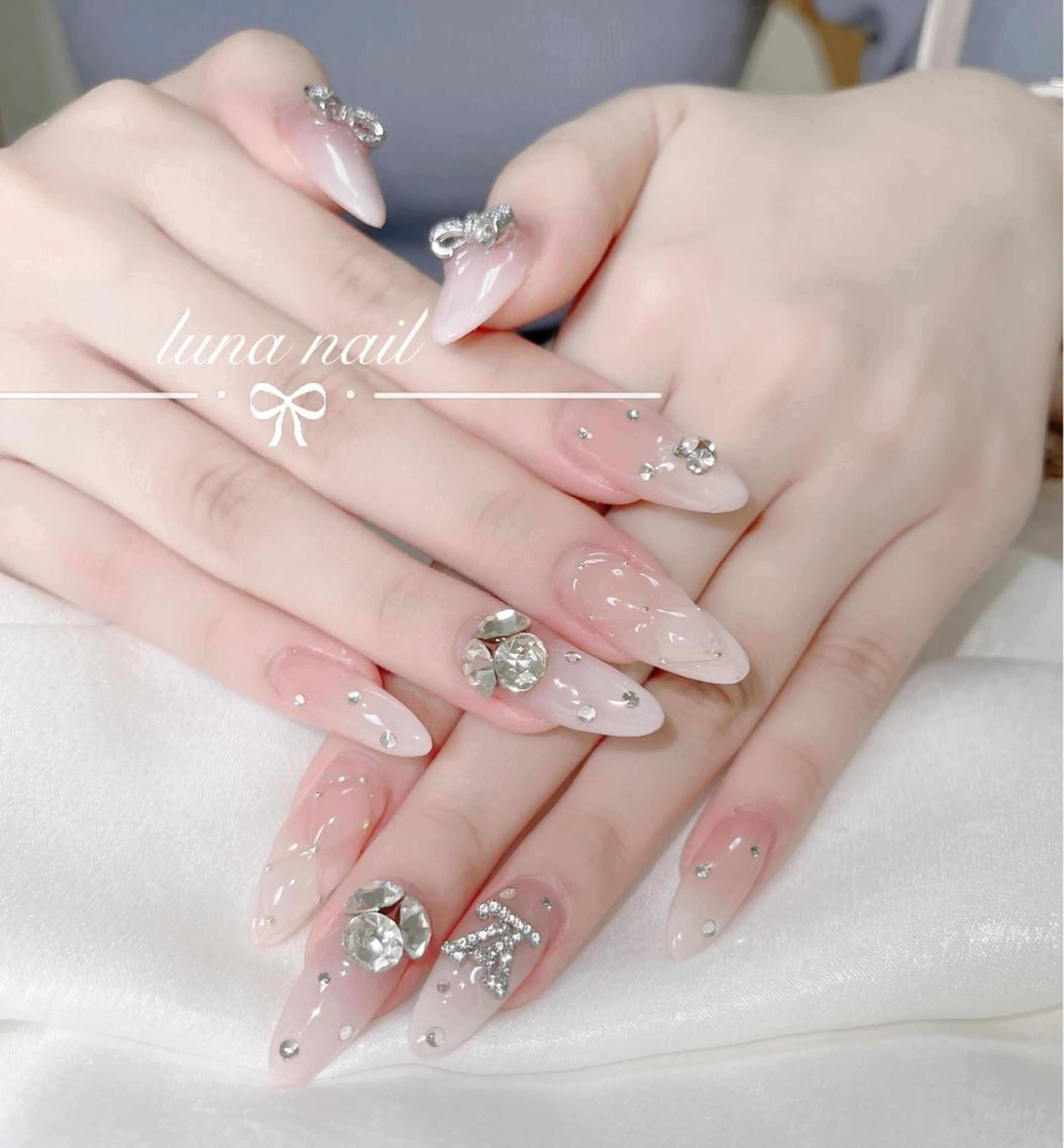 オフなし　チップ長さ出し　10本アートやり放題＊時間内　デザイン持ち込み🆗の写真