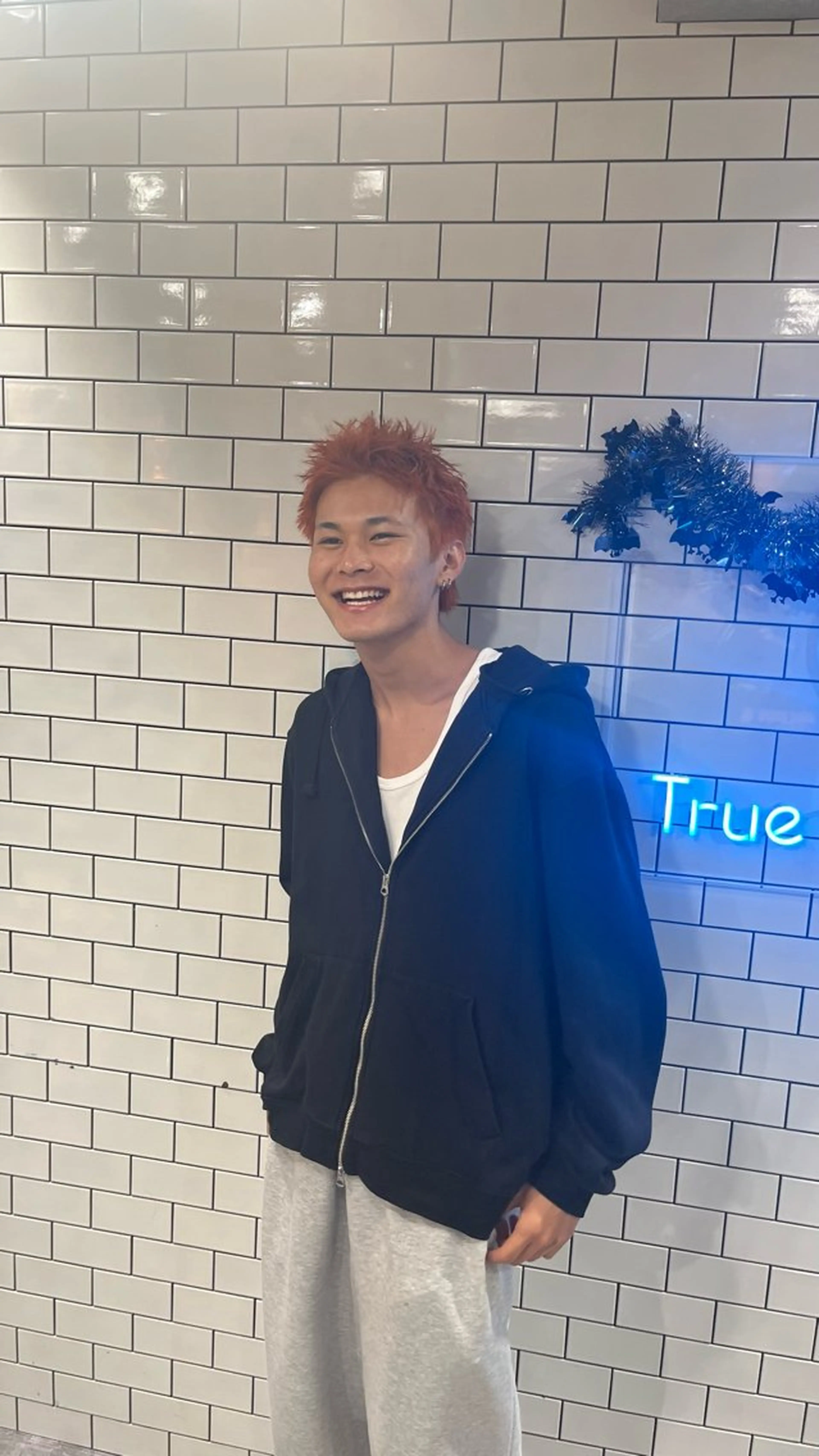 カラー メンズ メンズハイトーン スパイキーショート ハイトーンカラー ヘアカラー メンズ特化美容師 /泉壱恵のヘアスタイル