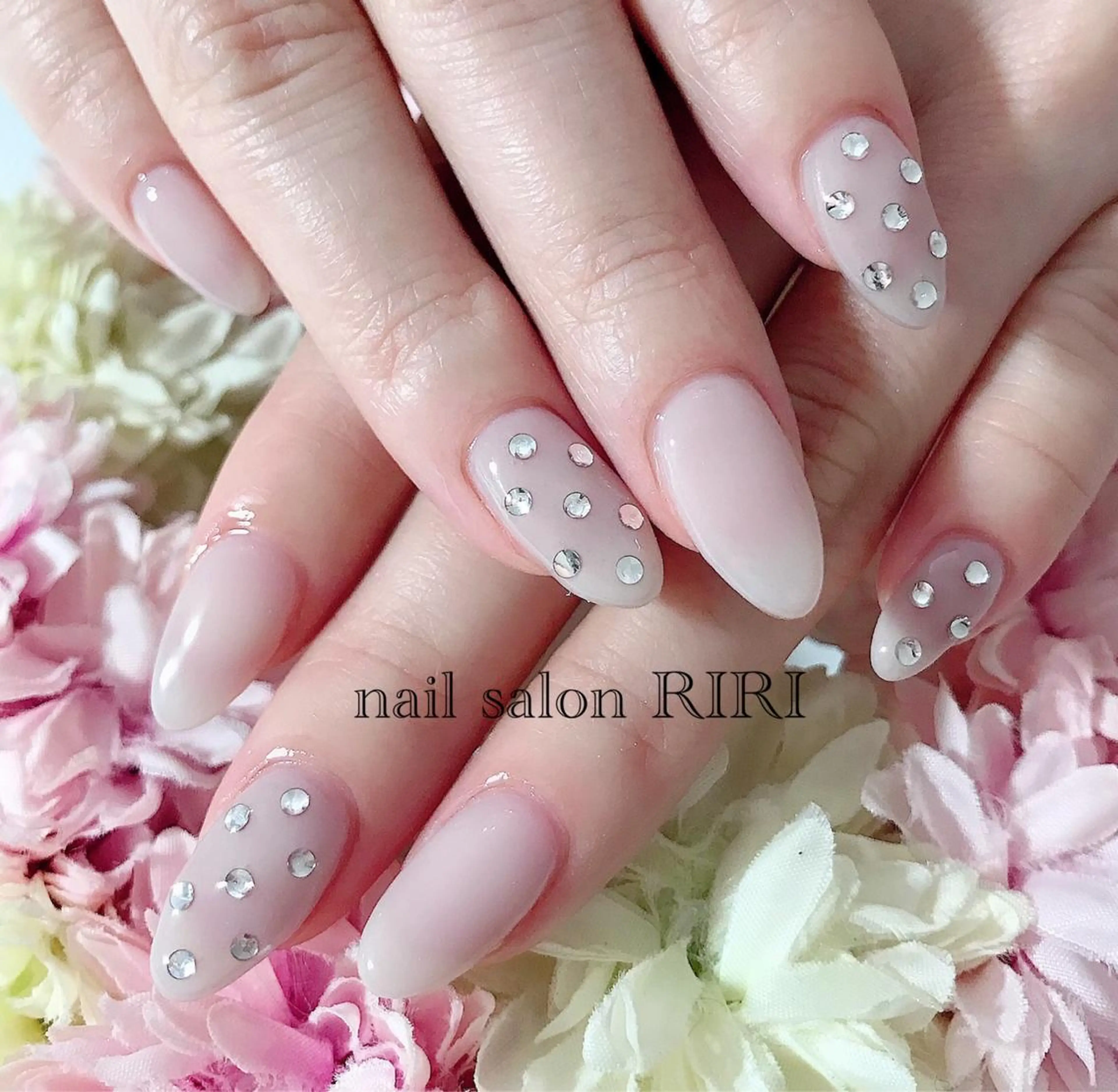 ネイル ハンドネイル private  nail  salon RIRI所属・RIRI リリのネイルデザイン