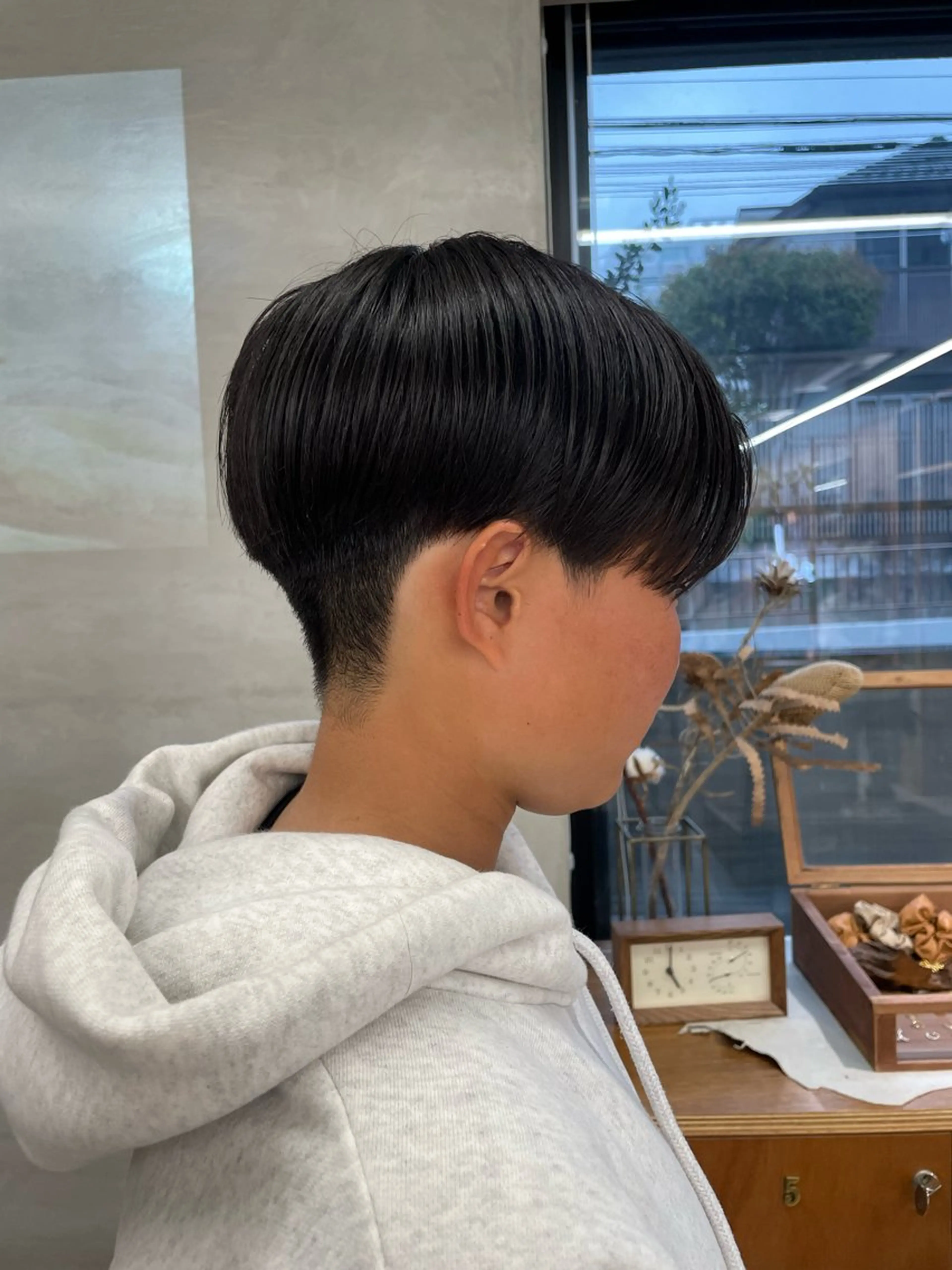 ショート カット 鶴井 美空のヘアスタイル