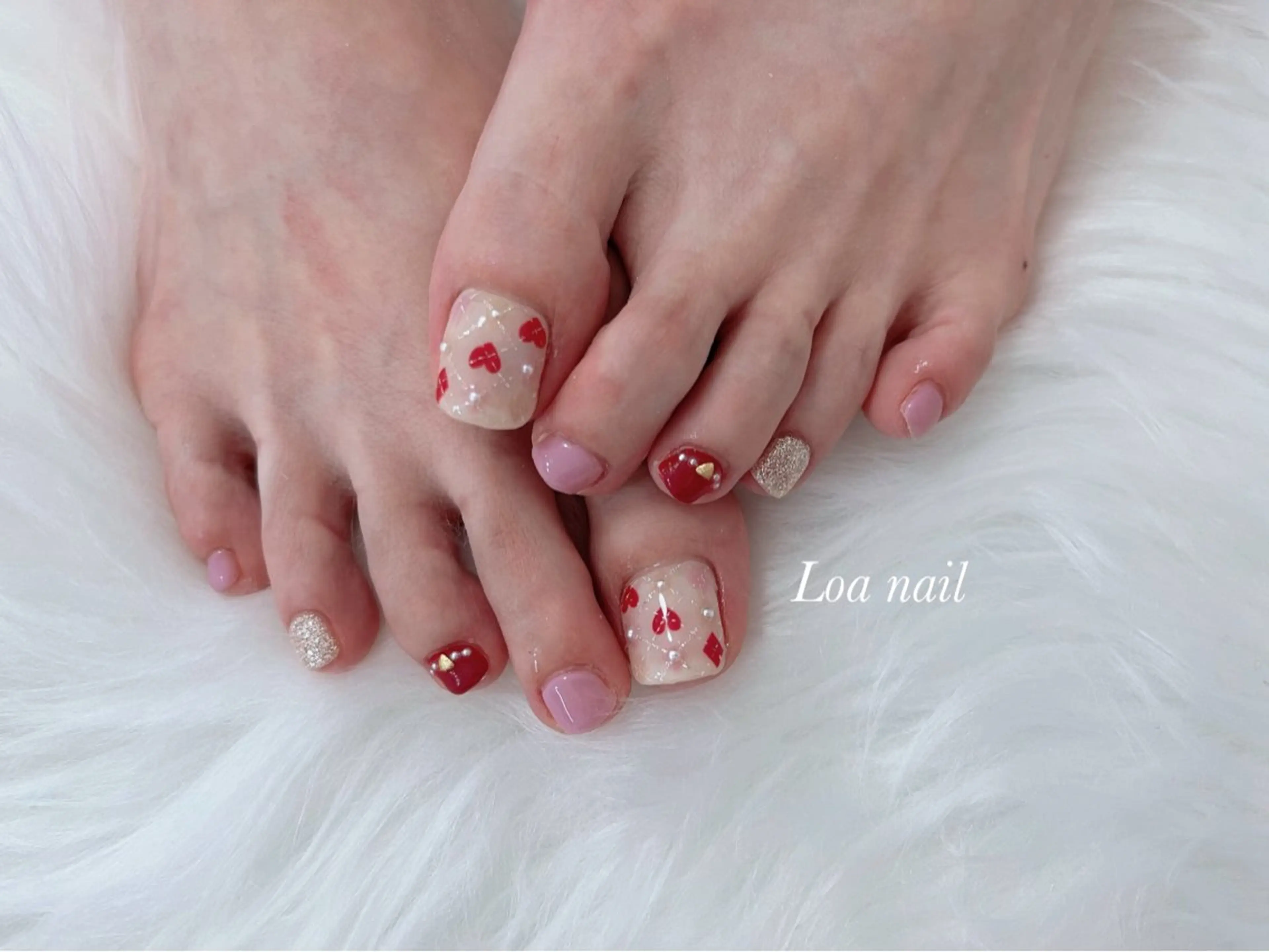 ネイル Loa　salon所属・小南 奈々美のネイルデザイン