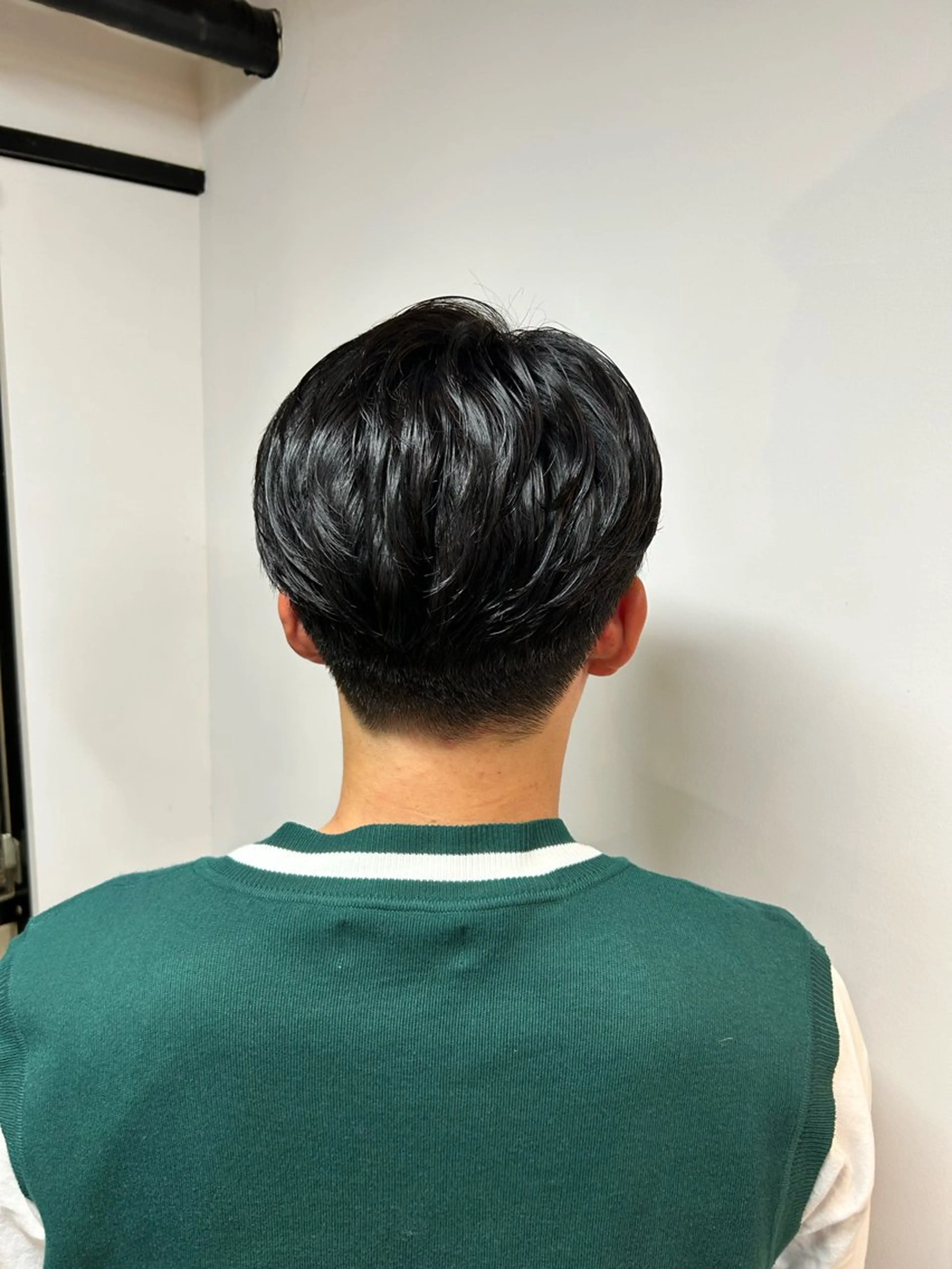 ショート パーマ メンズ 相澤 拳のヘアスタイル