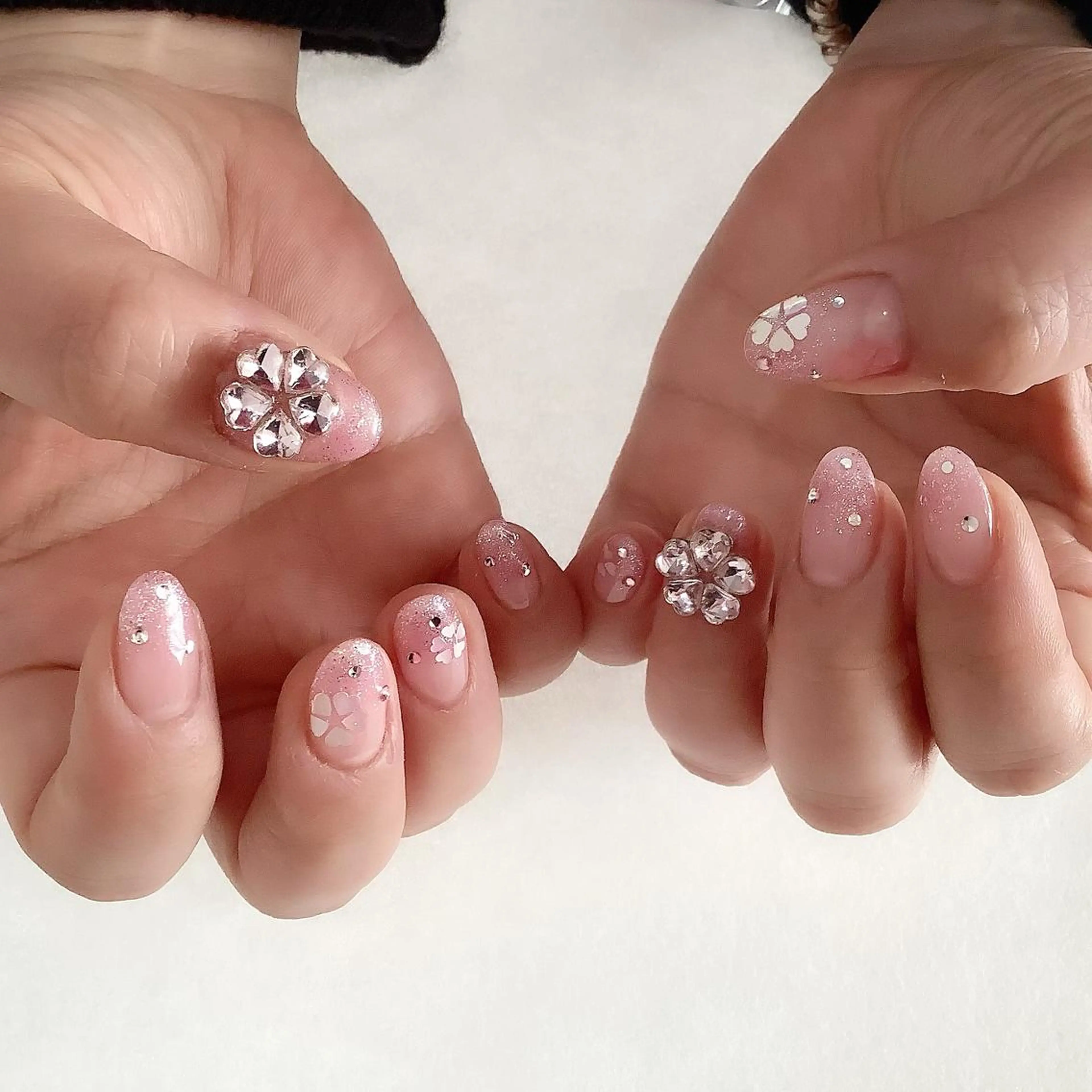 ネイル ハンドネイル 💎🐰 saki. m 🐰💎のネイルデザイン