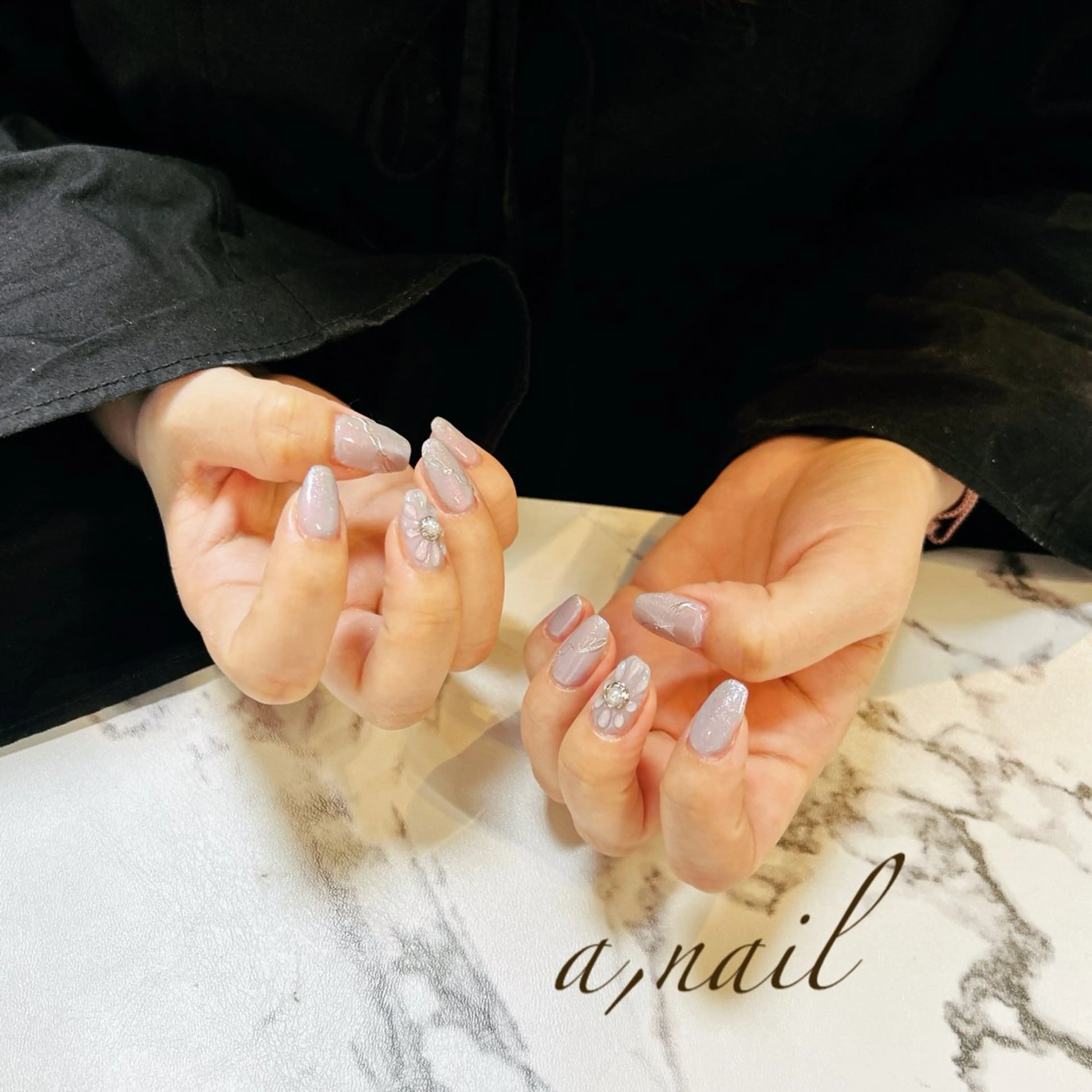 ネイル フラワーネイル キラキラネイル ラメ(グリッター) ミラーネイル オフィスネイル ハンドネイル ネイルサロン エーネイルのネイルデザイン