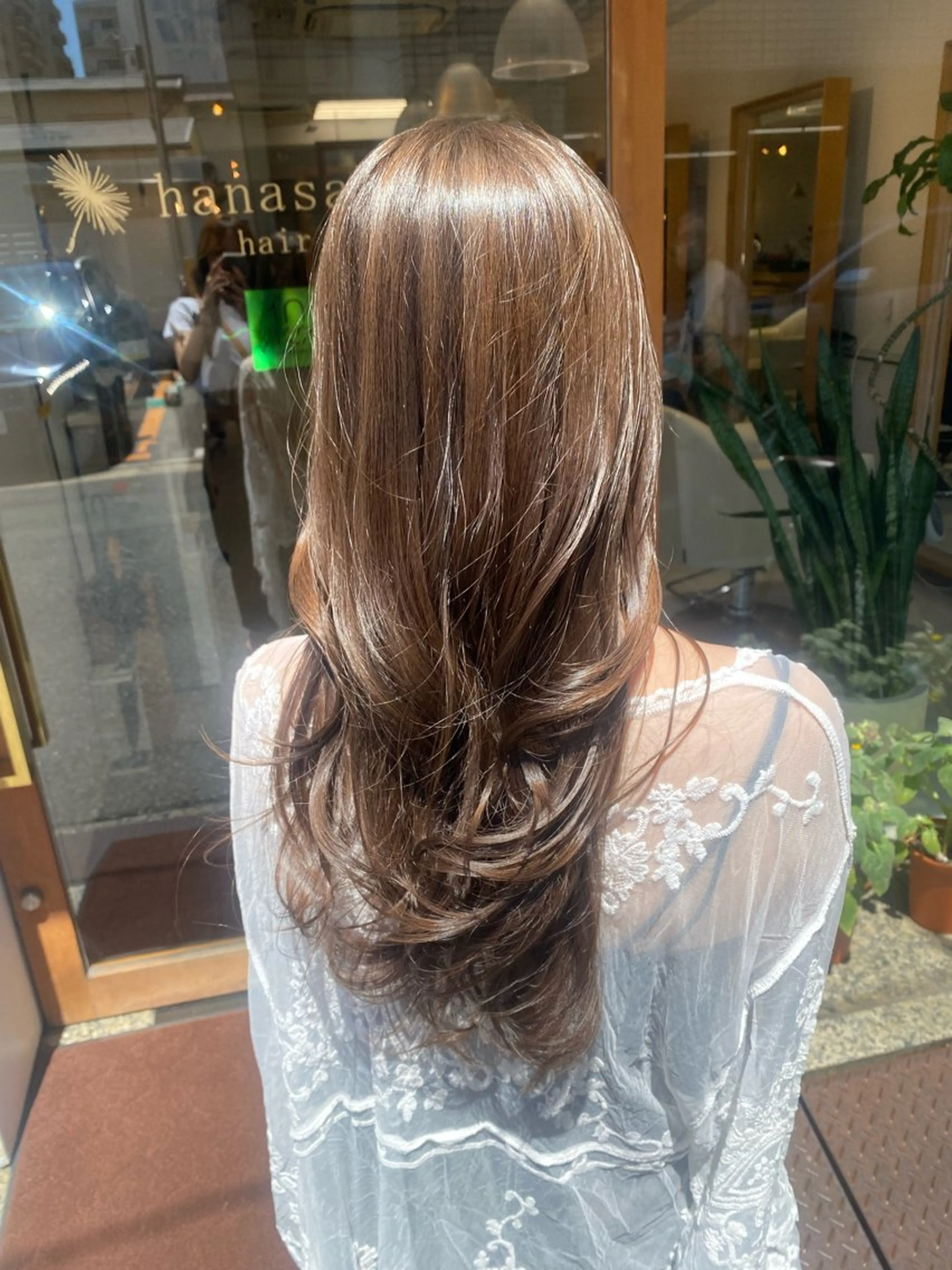 セミロング カラー カット ヘアカラー トリートメント 安永 涼のヘアスタイル